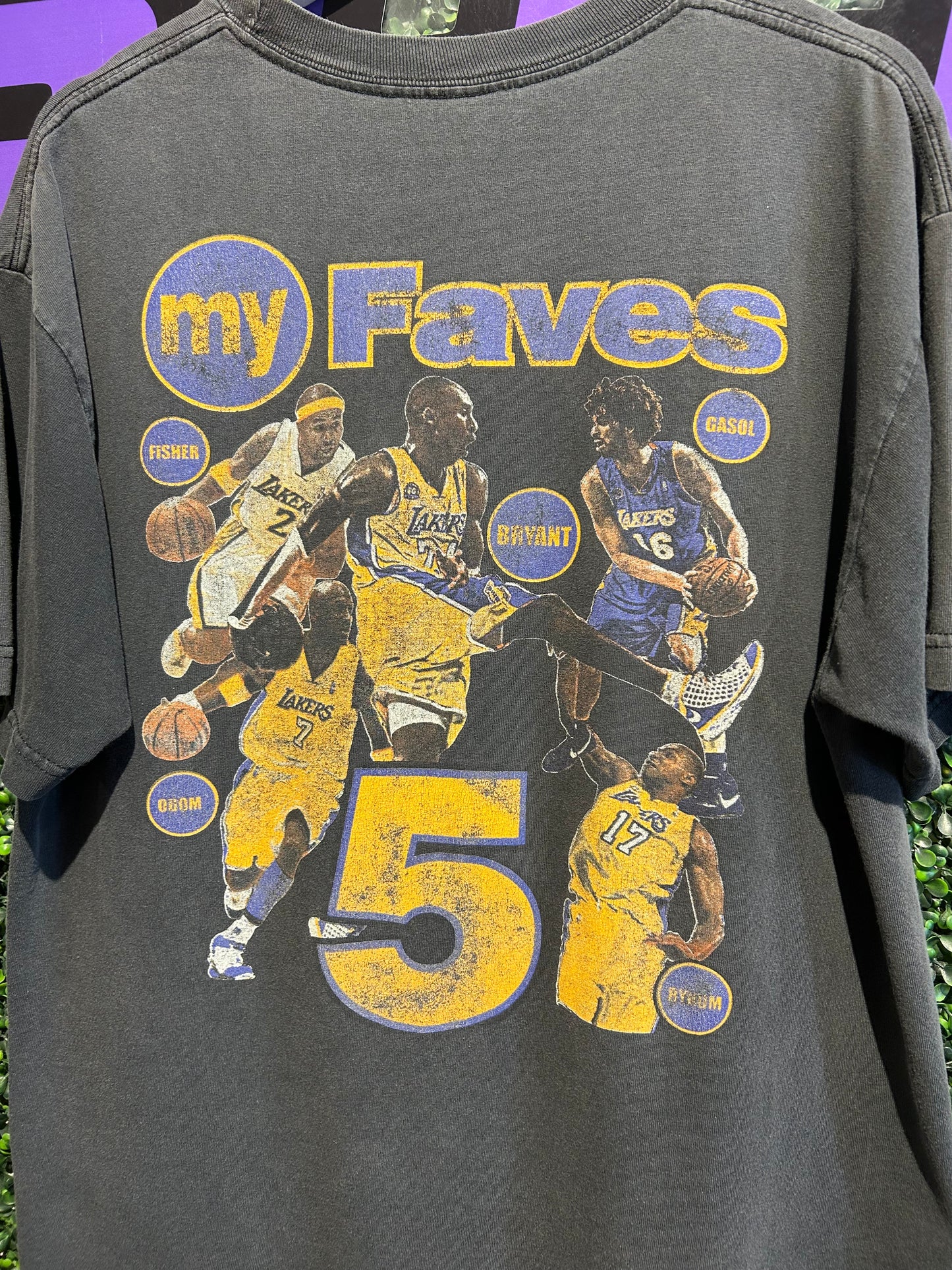 2009 Los Angeles Lakers NBA Playoffs T-Shirt. Size Large