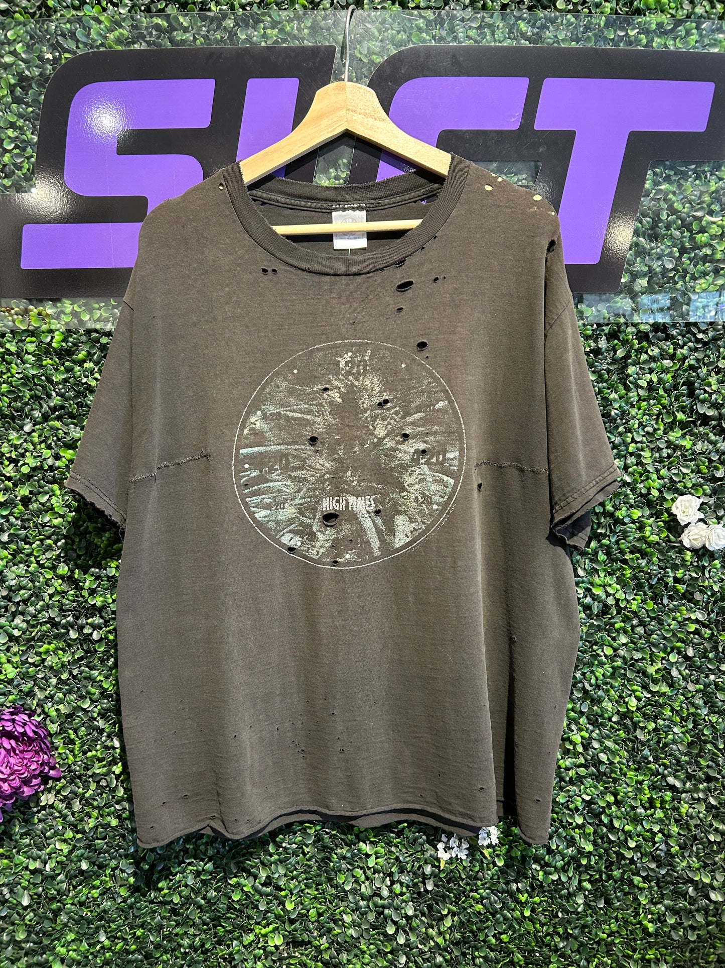 90s High Times Magazine Distressed T-Shirt. Size Large