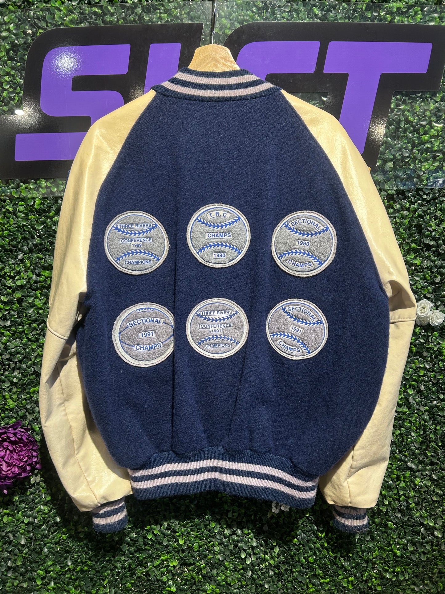 80s Wool Varsity Letterman Jacket. Size M/L