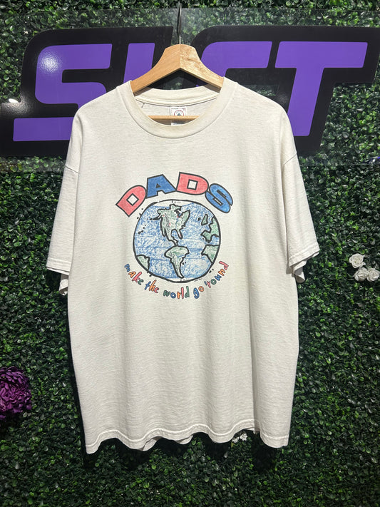 90s Dad’s Make The World Go ‘Round T-Shirt. Size XL