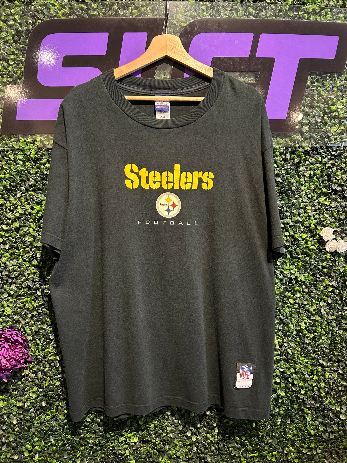 00s Pittsburgh Steelers Reebok T-Shirt. Size L/XL