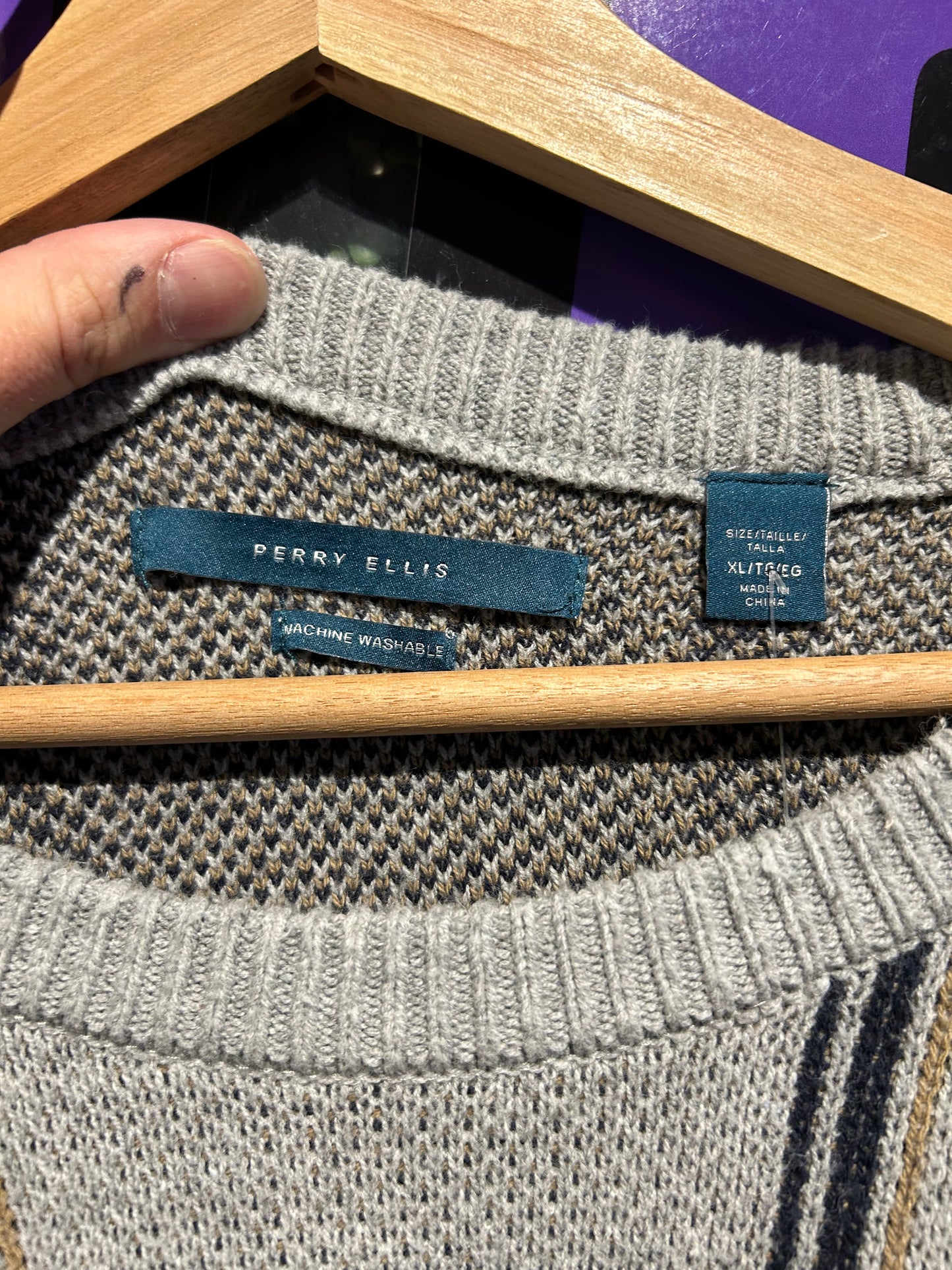 00s Perry Ellis Knit Sweater. Size XL