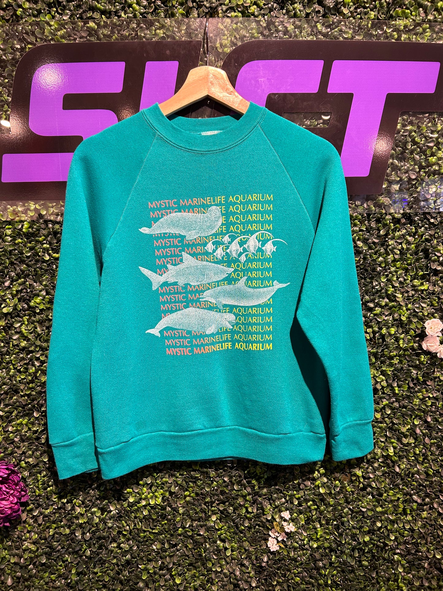 80s Mystic Marinelife Aquarium Crewneck. Size Small