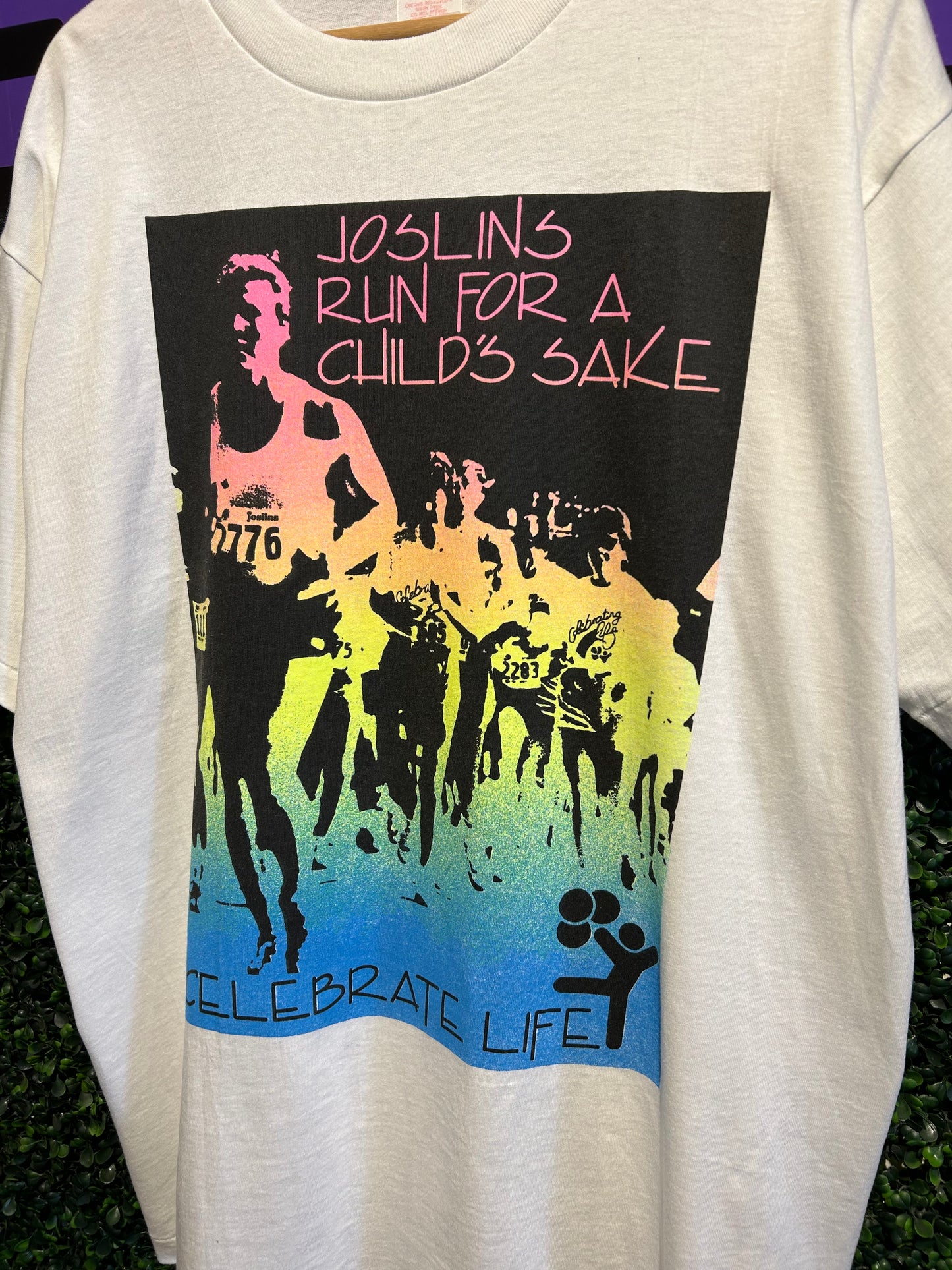 1990 Joslins Run For A Childs Sake T-Shirt. Size Large