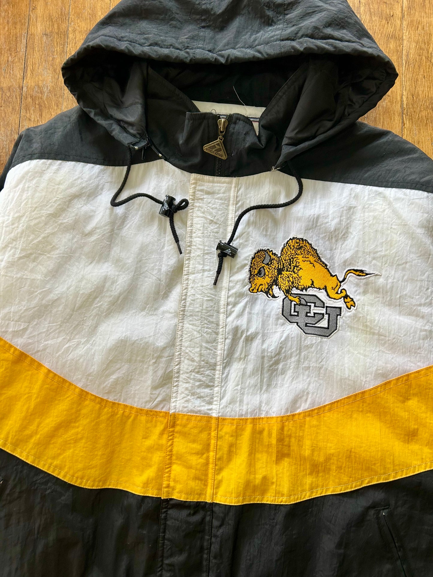 90s Colorado Buffaloes Apex One Puffer Jacket. Size XL