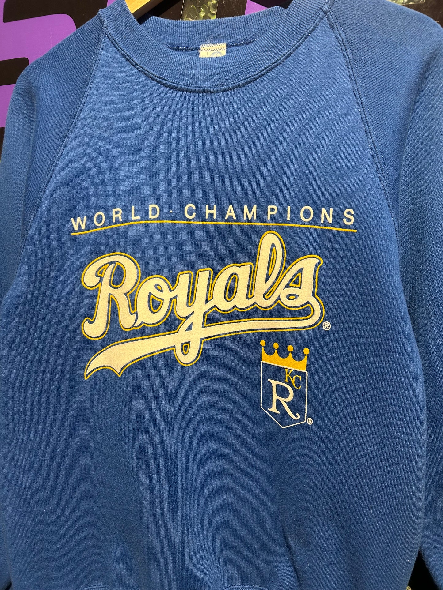 1985 Kansas City Royals Crewneck. Size S/M