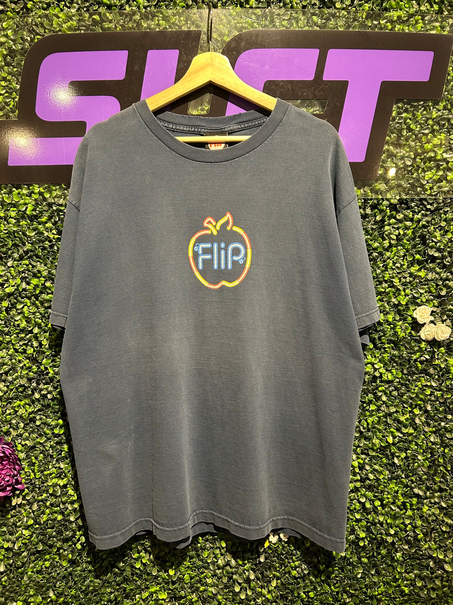 Vintage Flip Skateboards T-Shirt. Size XL