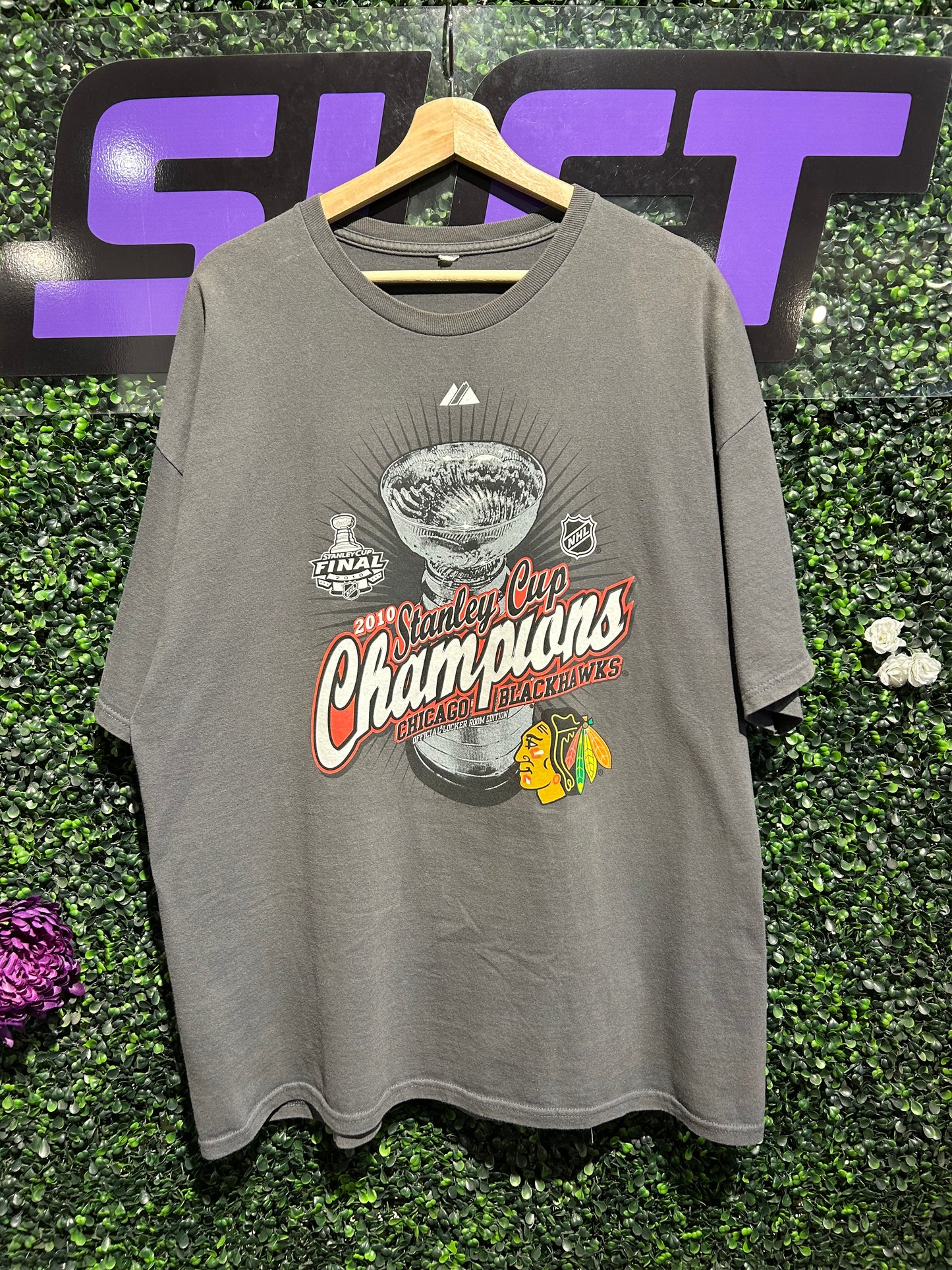 2010 Chicago Blackhawks Stanley Cup Champions T-Shirt. Size XL