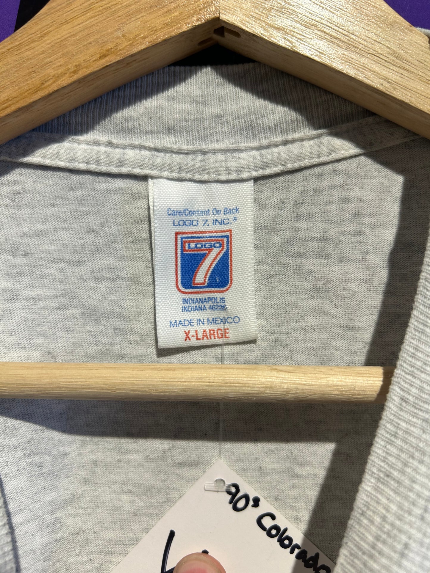 90s Colorado Avalanche Logo7 T-Shirt. Size XL