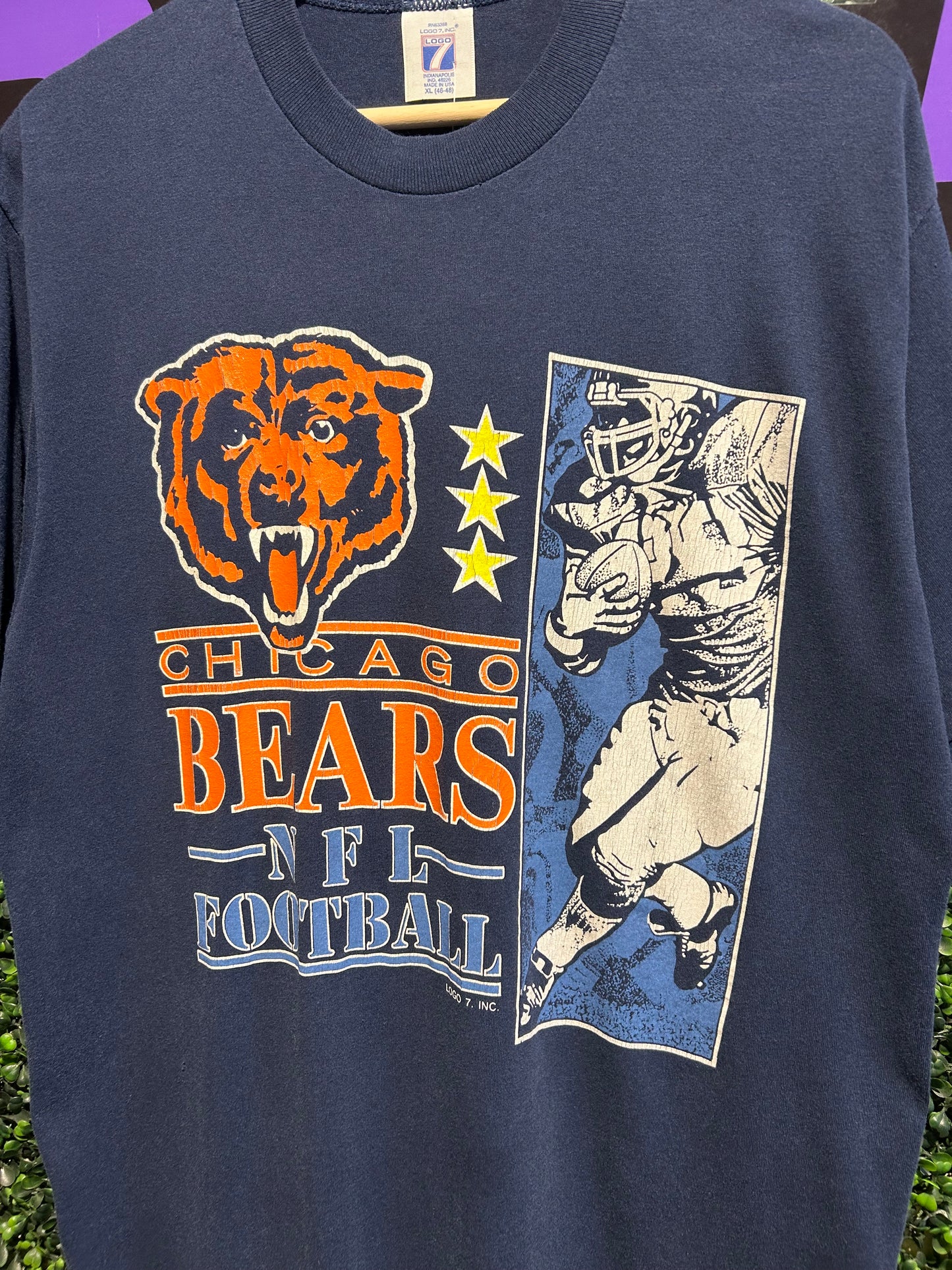 90s Chicago Bears Logo7 T-Shirt. Size Large