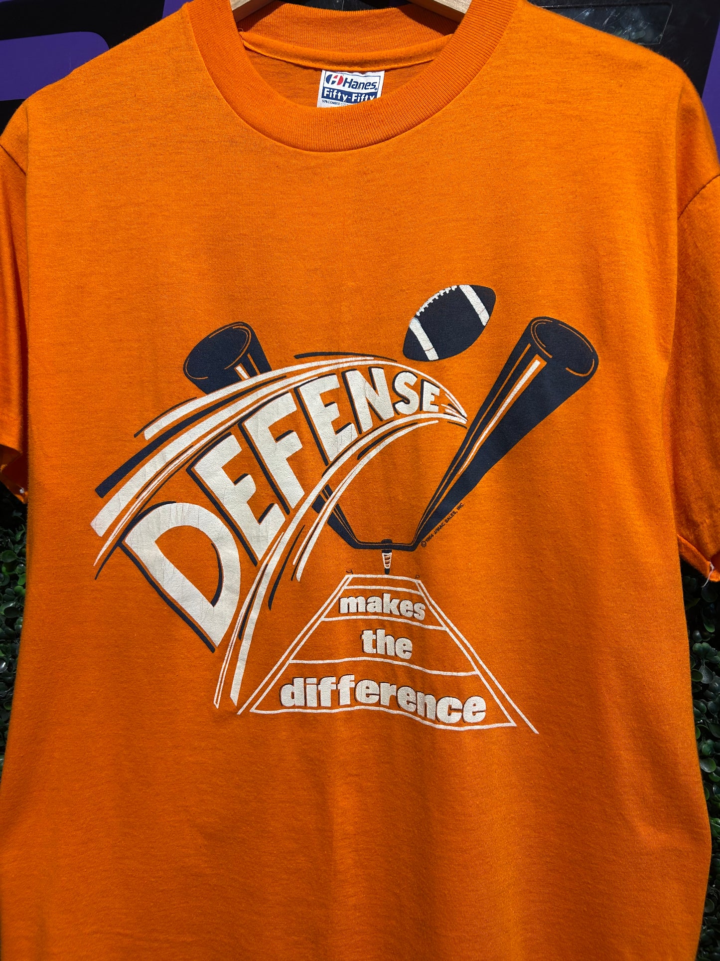 1984 Defense Makes The Difference Football T-Shirt. Size M/L