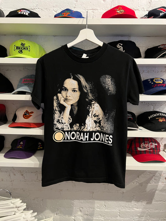 Norah Jones T-Shirt Size Large