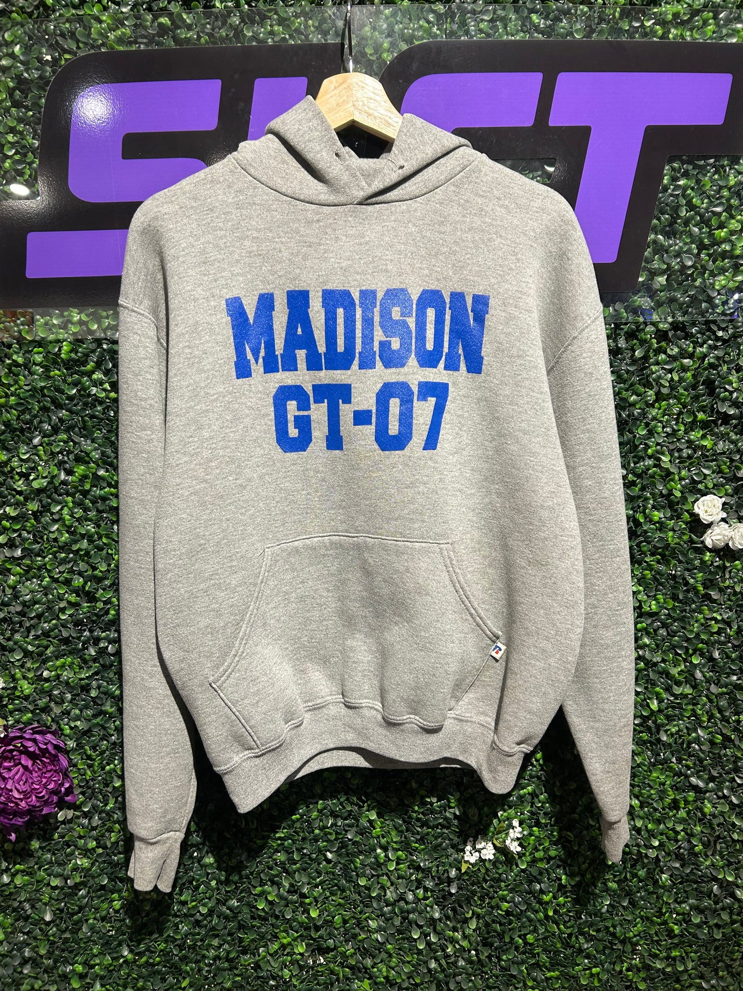 00s Madison GT-07 Russell Hoodie. Size Medium
