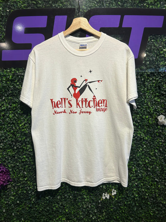 00s Hell’s Kitchen Lounge T-Shirt. Size Medium