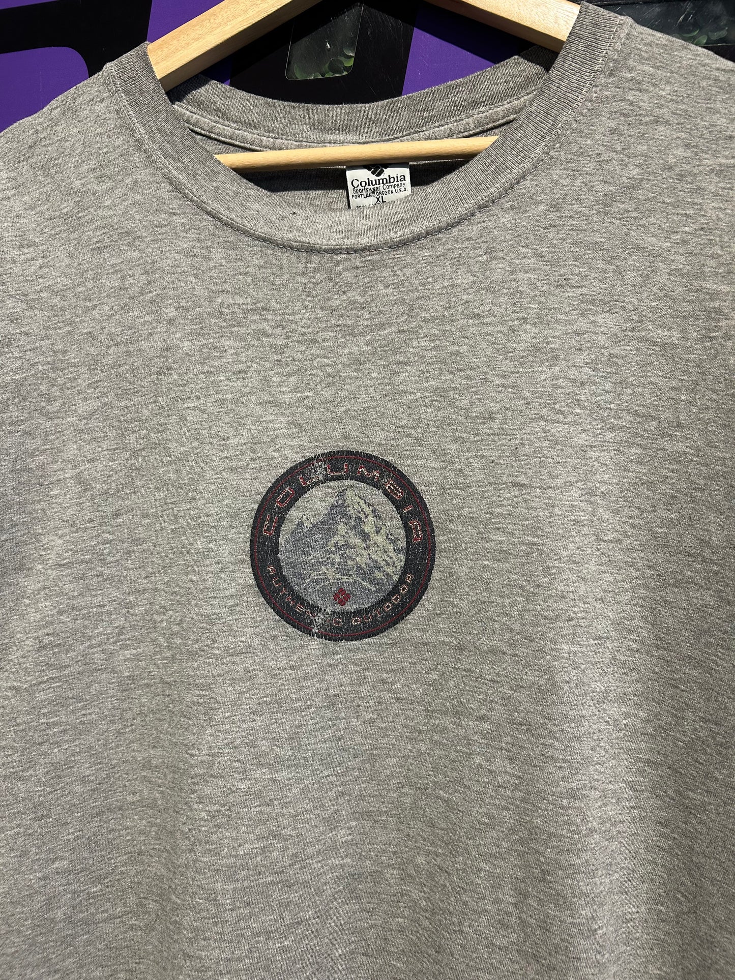 Vintage Columbia T-Shirt. Size XL