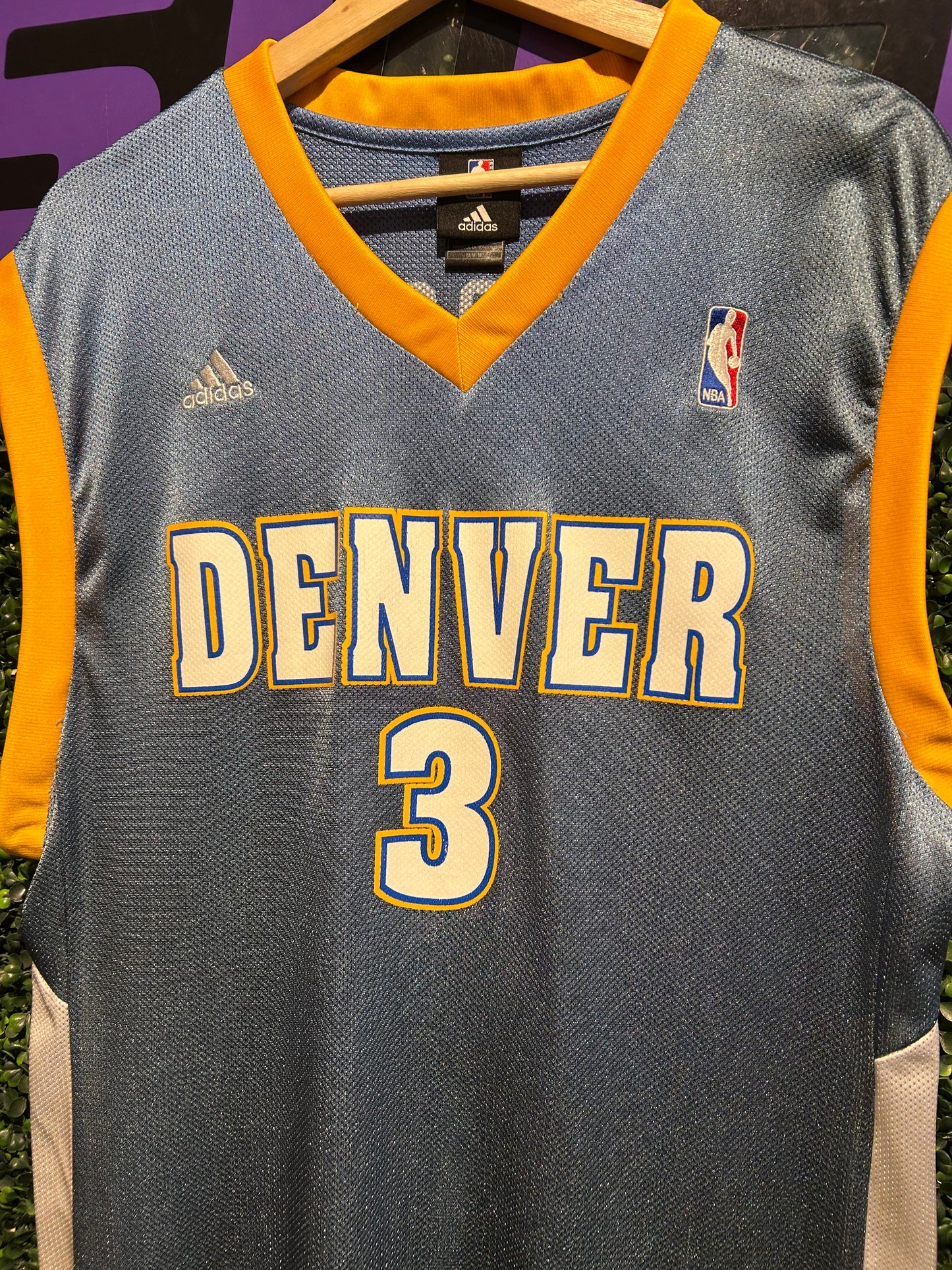 00s Denver Nuggets #3 Allen Iverson Adidas Jersey. Size Medium