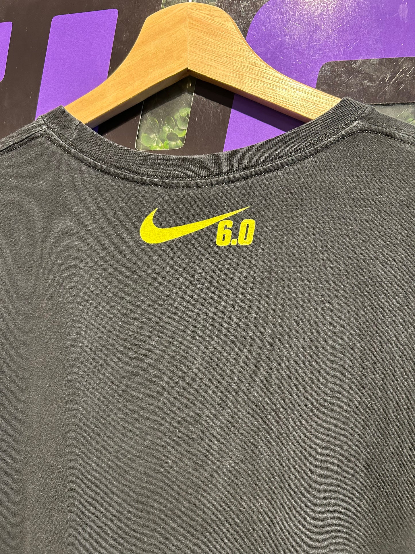 Vintage Nike 6.0 T-Shirt. Size Large