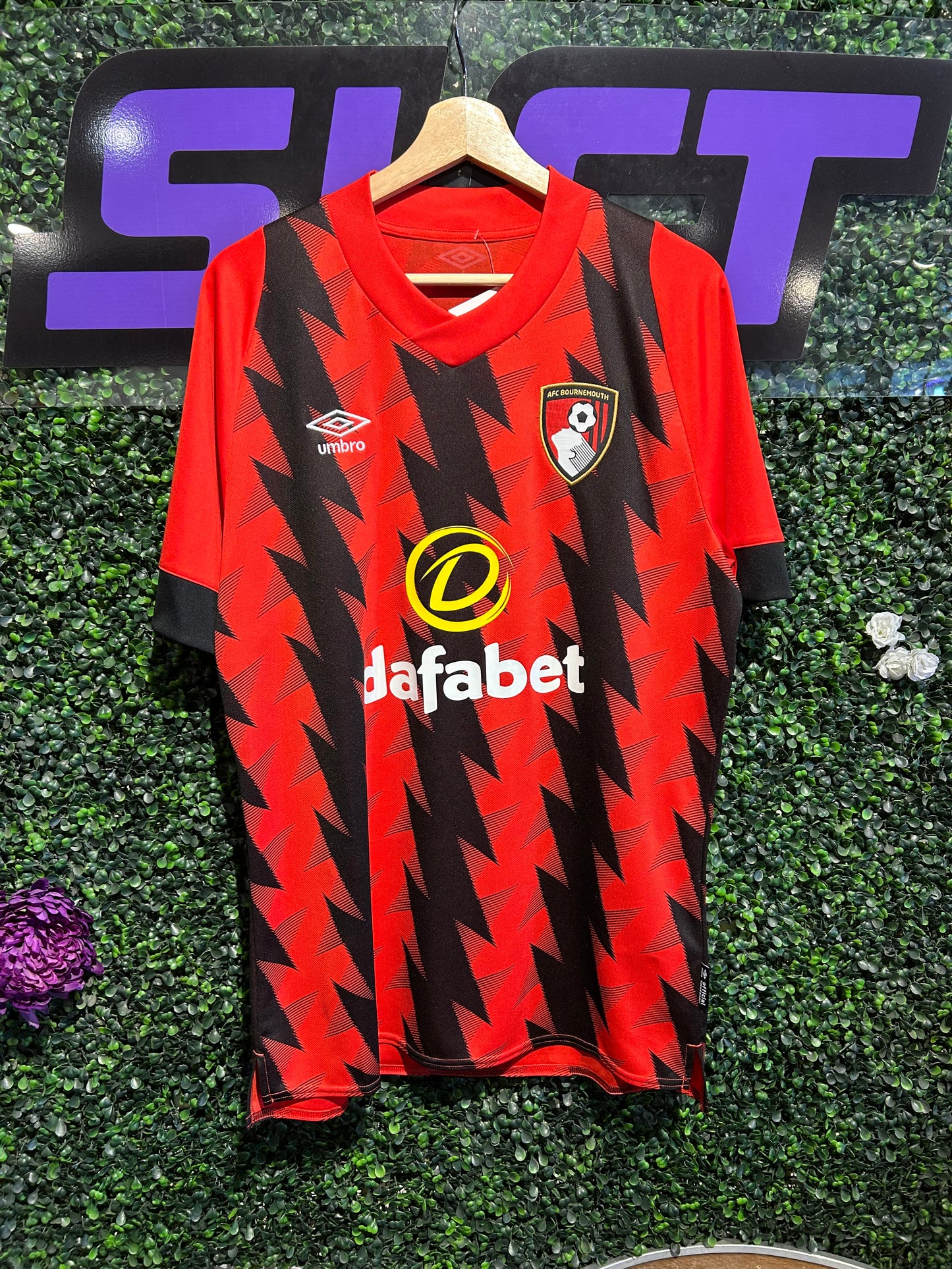 00s FC Bournemouth Umbro Jersey. Size Large