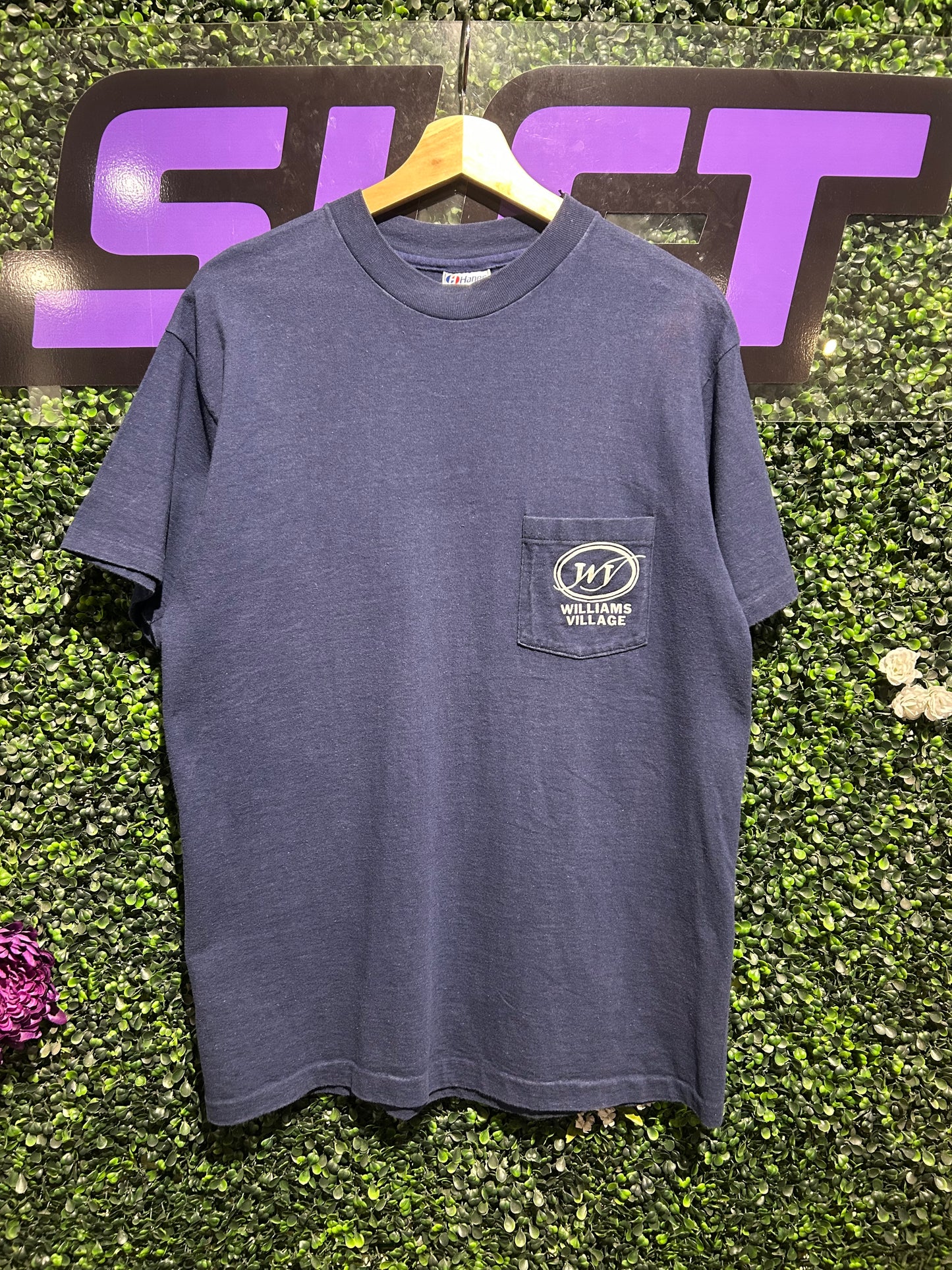 80s CU Boulder Williams Village “Will Vill” Pocket T-Shirt. Size Large