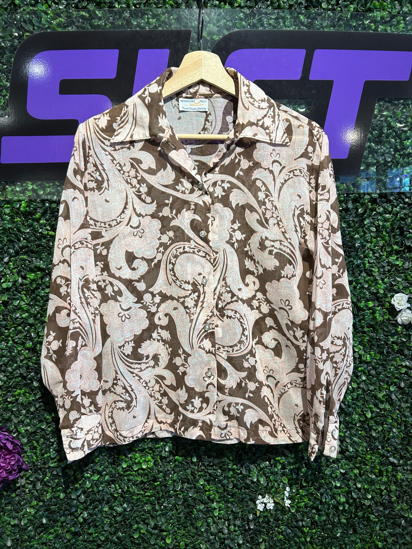 60s/70s Permanent Press Paisley/Floral Button-Up Shirt. Size S/M