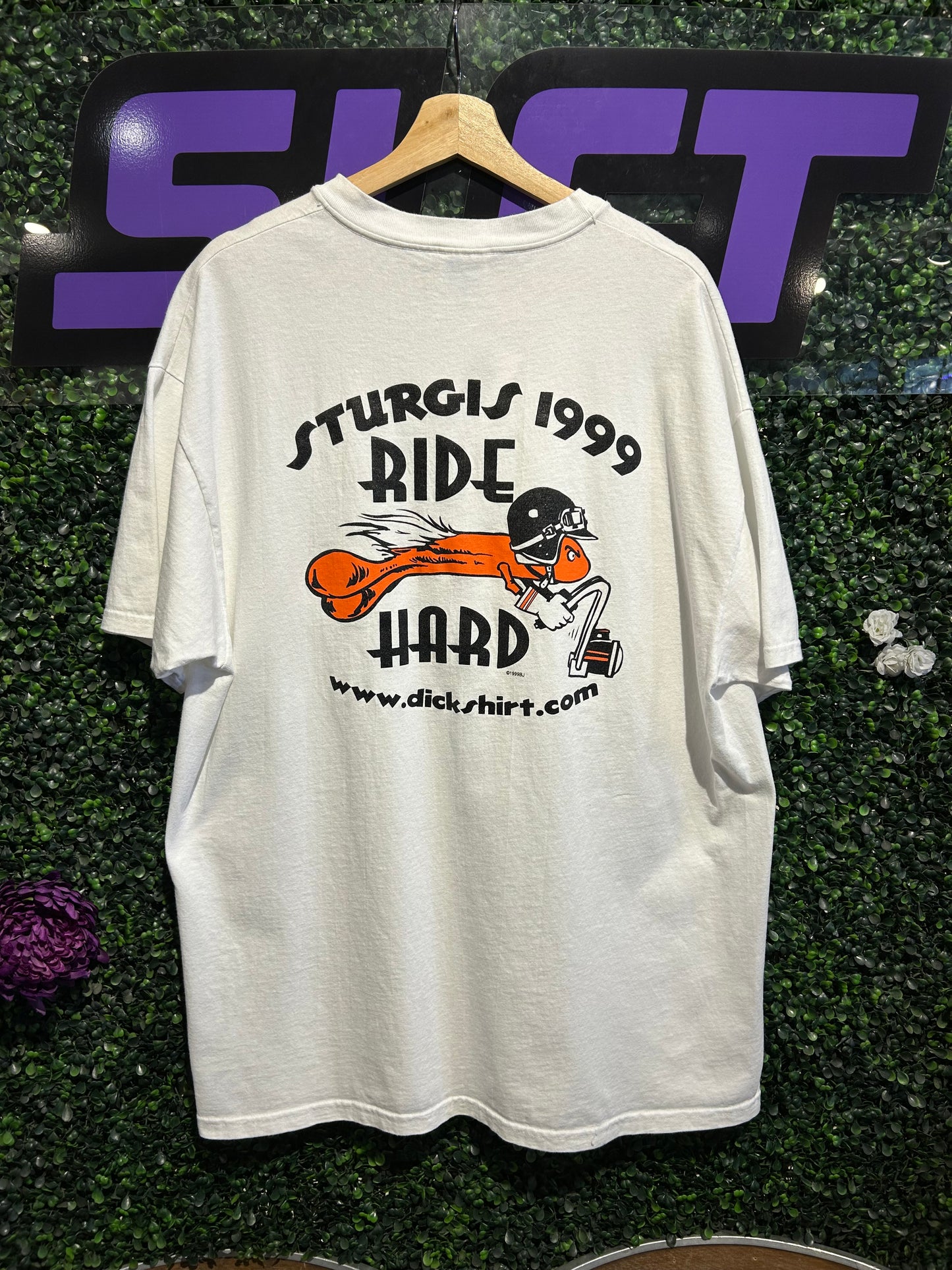 1999 Sturgis Ride Hard Edition Biker T-Shirt. Size XL
