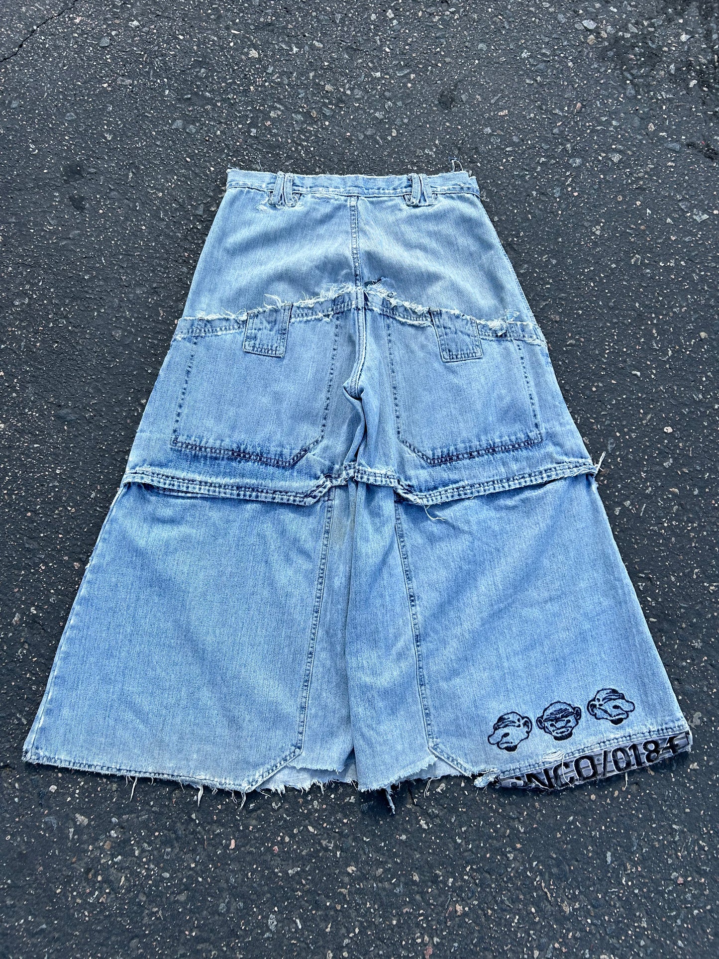 90s JNCO Mug Shot Light-Wash Denim Pants. Size 32x28 (Cut)