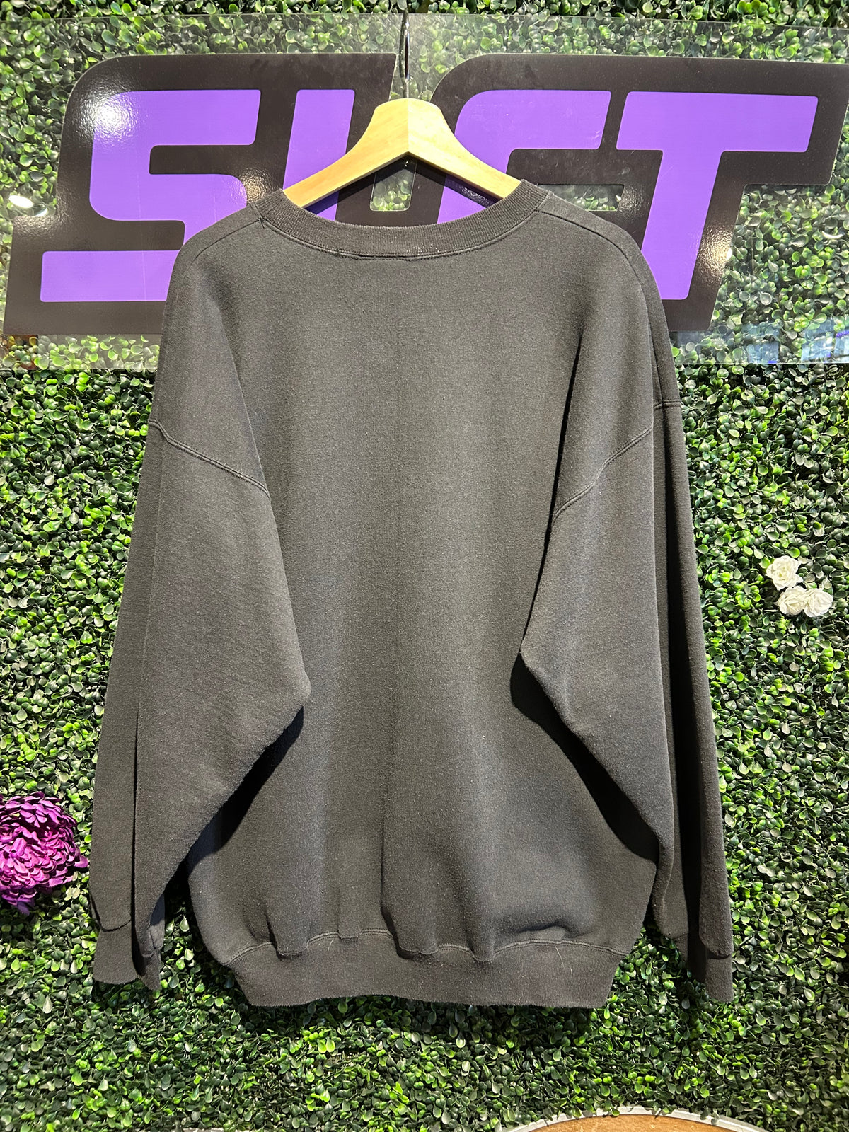 90s Walt Disney World Embroidered Crewneck. Size XL