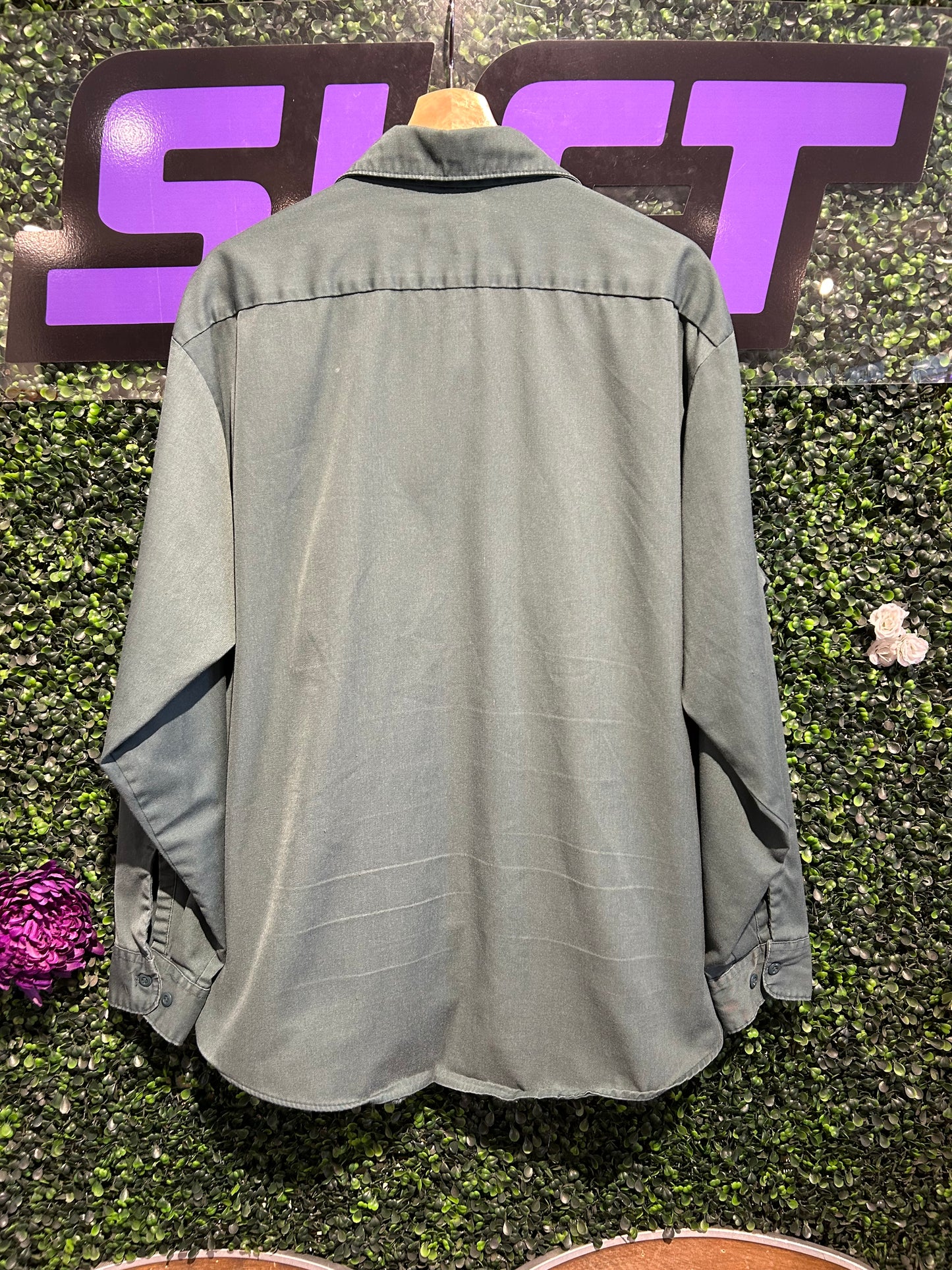 70s Montgomery Ward Work Button-Up Shirt. Size L/XL