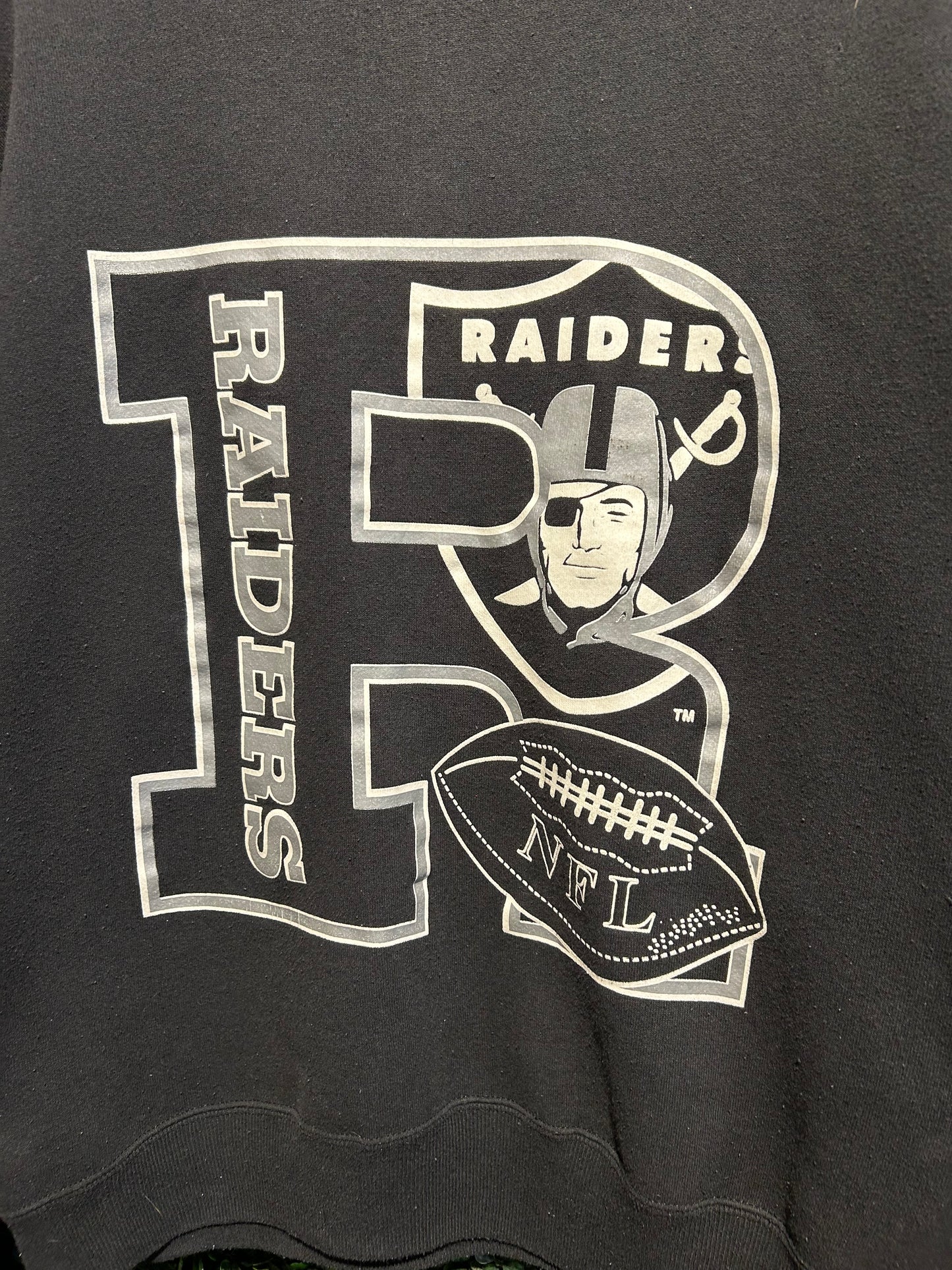 90s Oakland Raiders Crewneck. Size Large