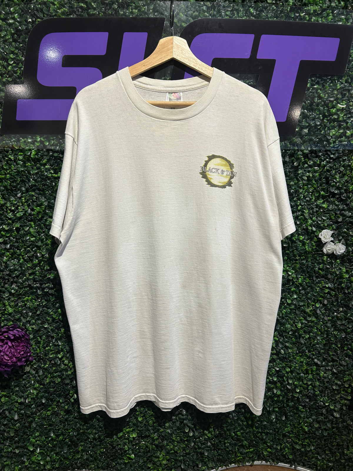 90s Guinness Black & Tan T-Shirt. Size XL