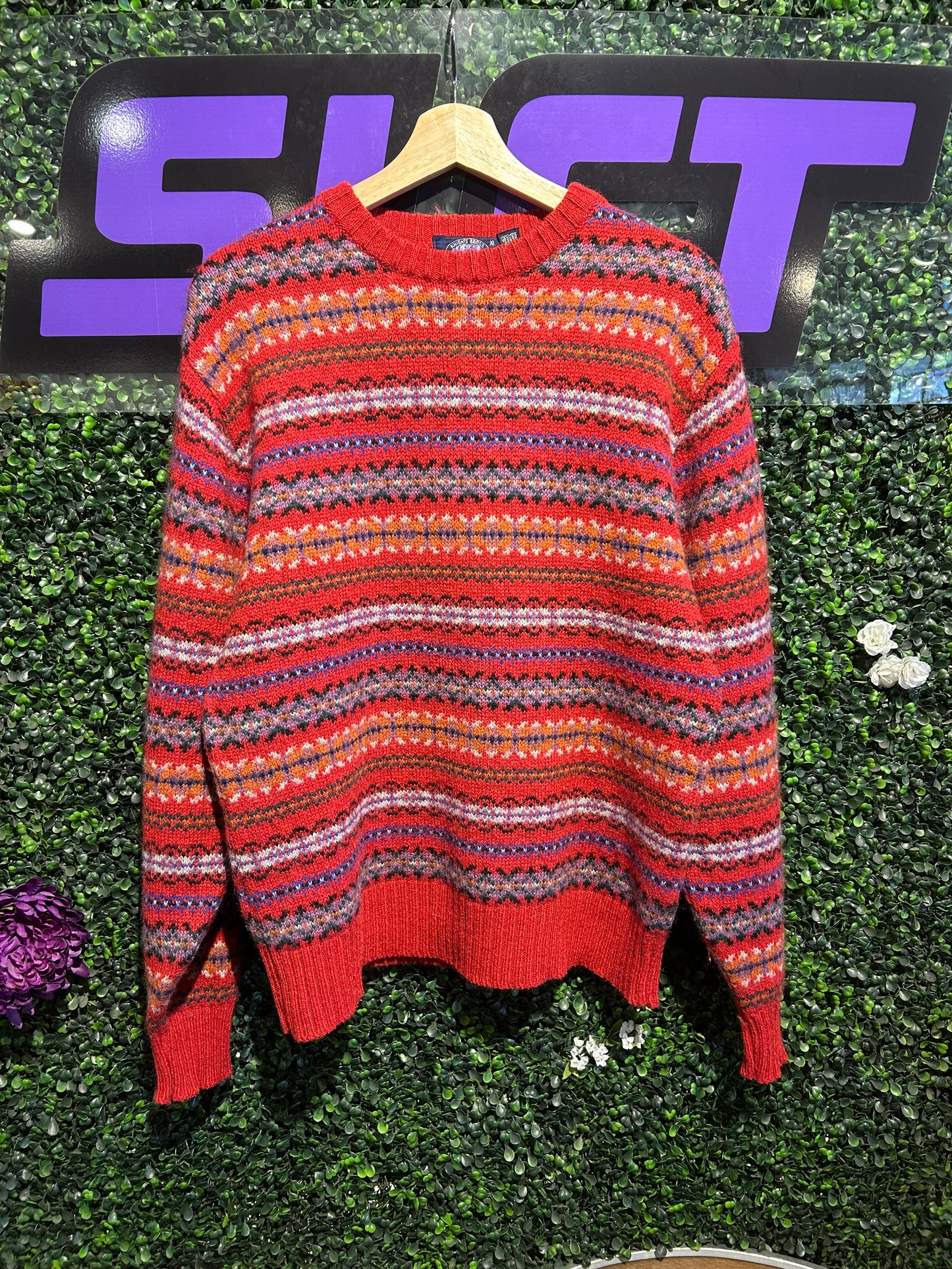 Vintage Wool-Blend Knit Sweater. Size Medium