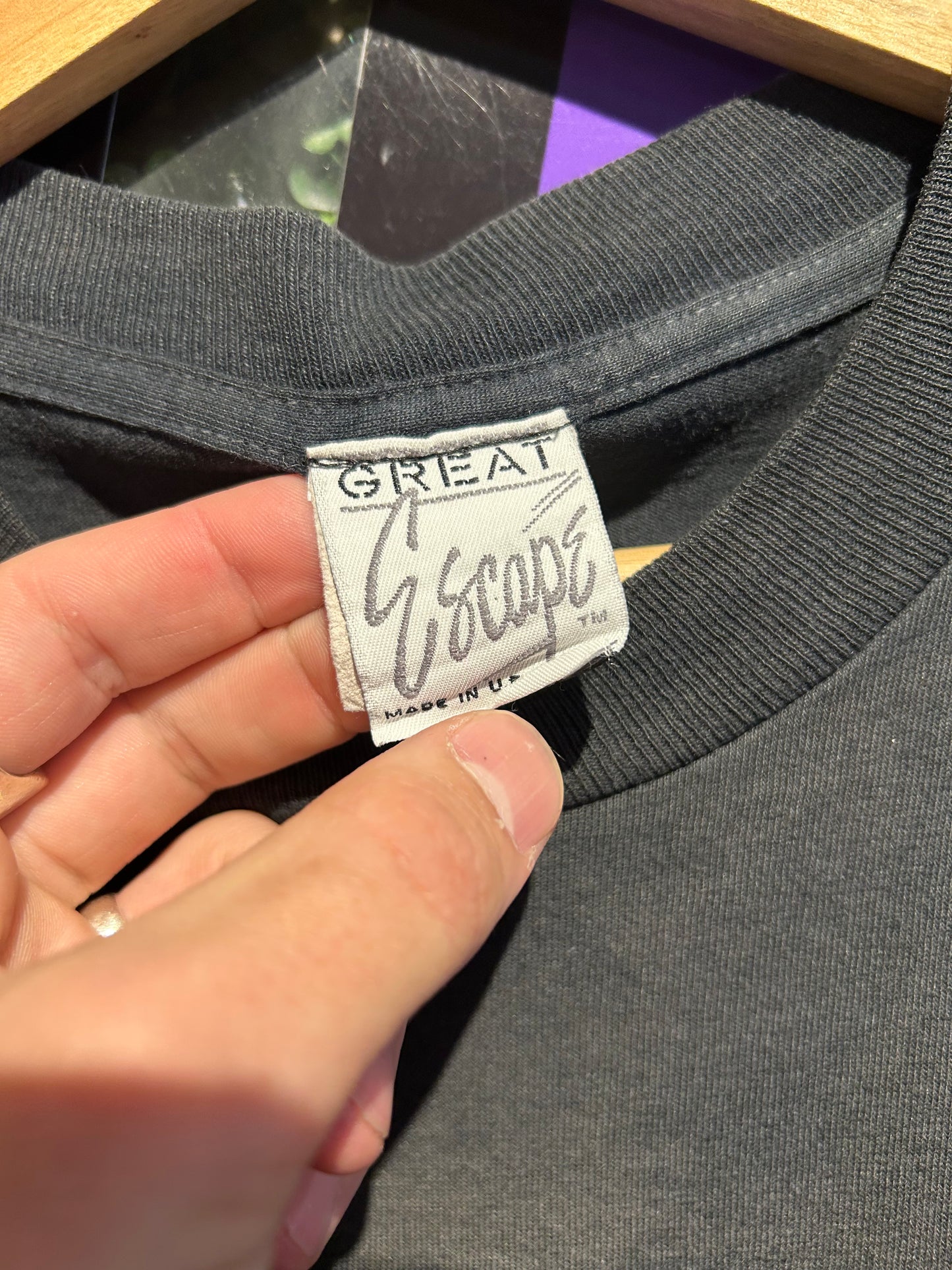 90s Faded Paint T-Shirt. Size Medium