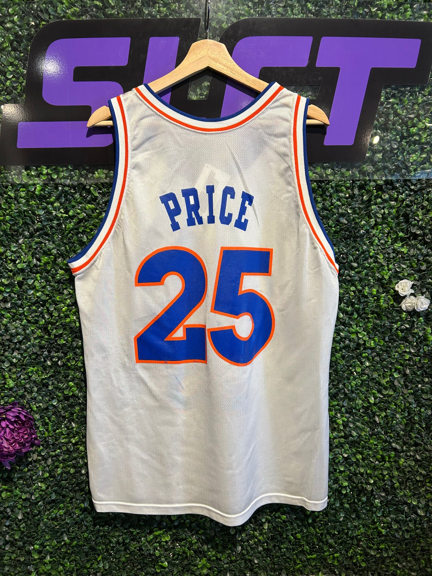 90s Cleveland Cavaliers #25 Mark Price Champion Jersey. Size Large
