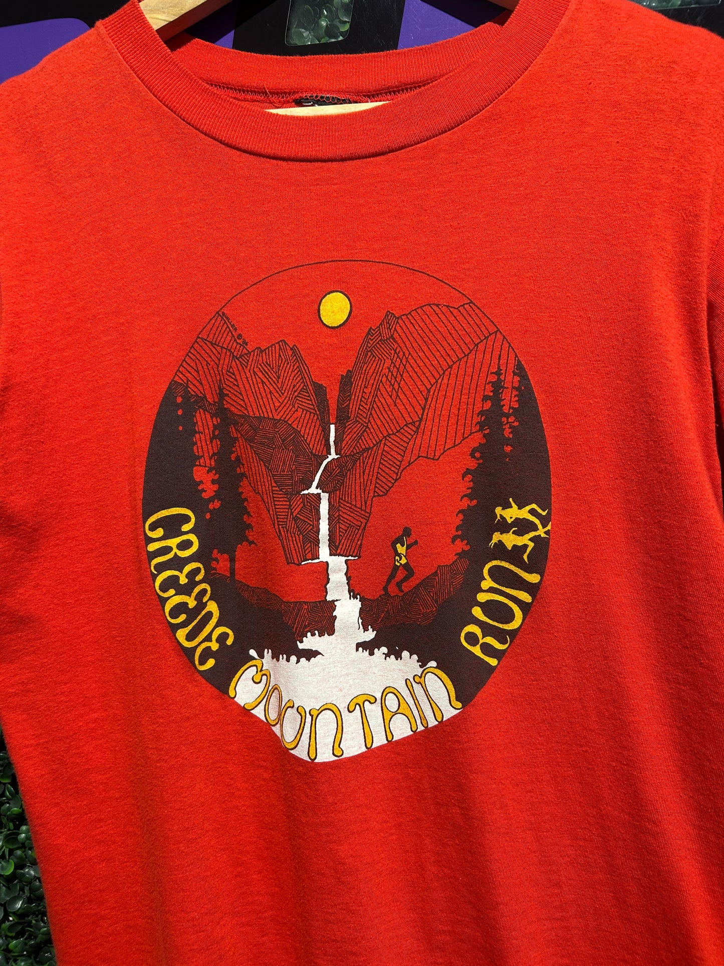 80s Creede Colorado Mountain Run T-Shirt. Size Medium