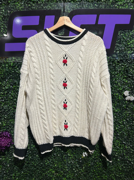 Vintage Cable Knit Sweater. Size M/L