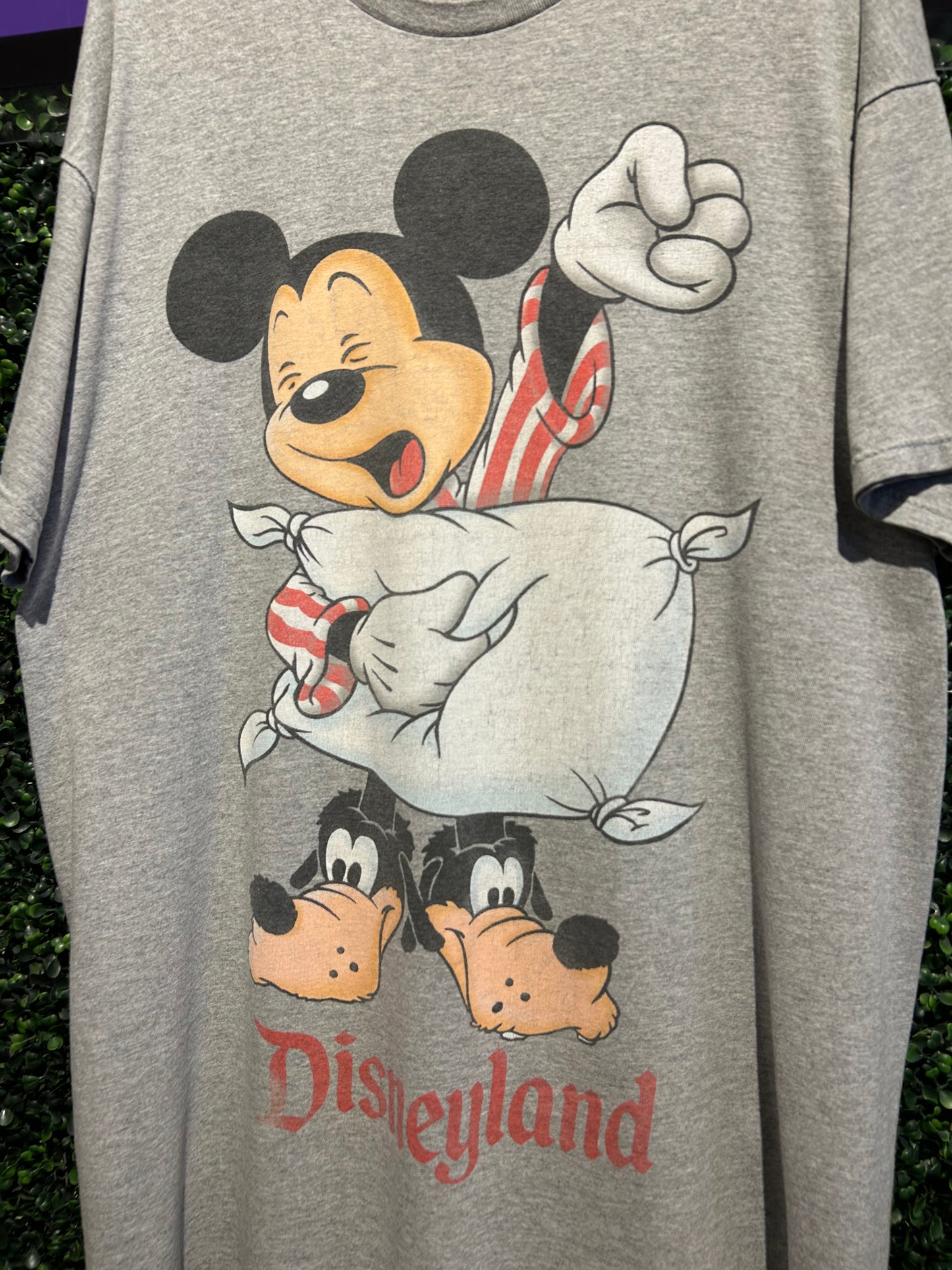 Vintage Disneyland Mickey Mouse Sleep T-Shirt. Size XXL (OSFA)