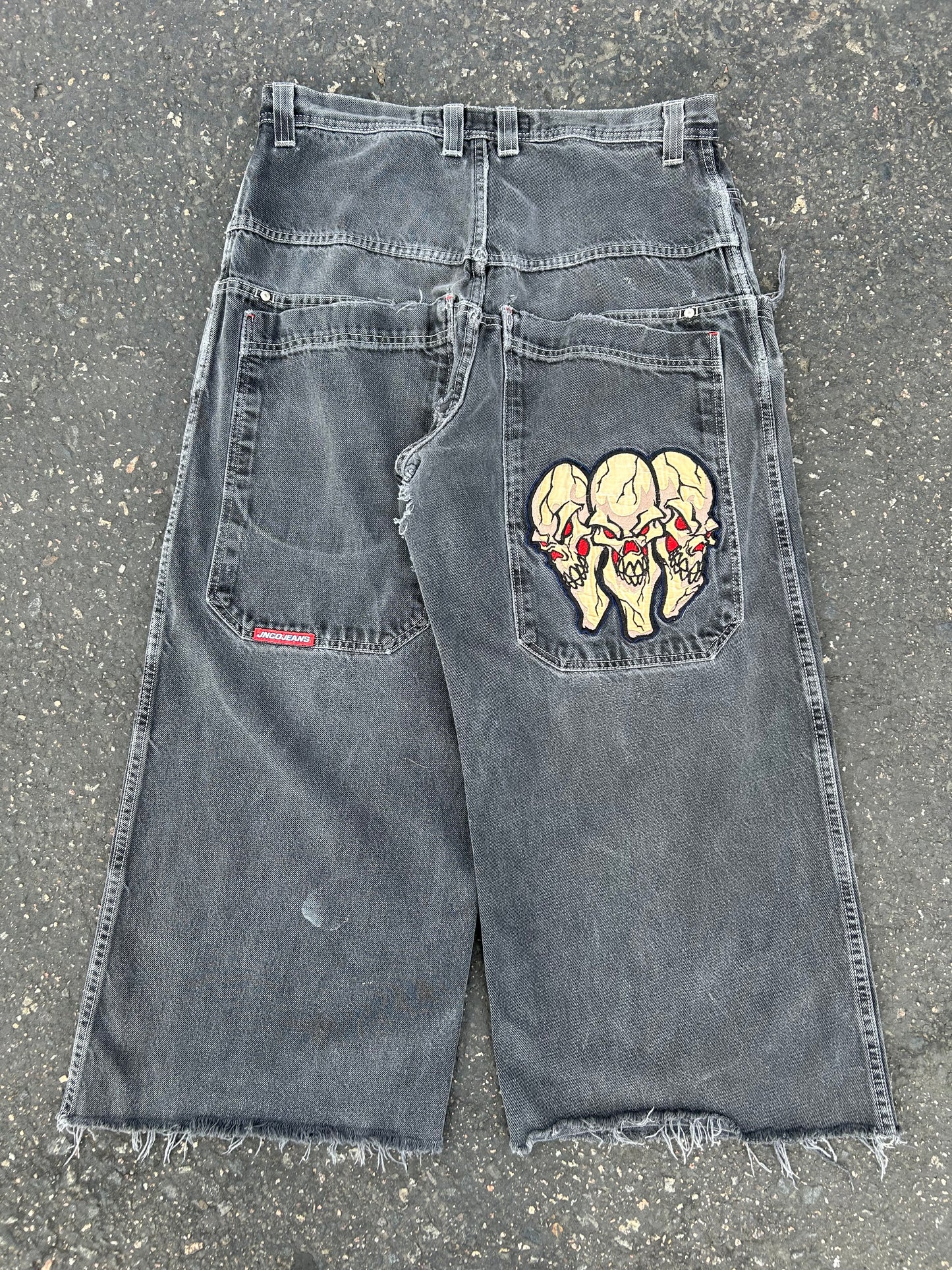 Vintage JNCO Triple Skull Pants. Size 35x28