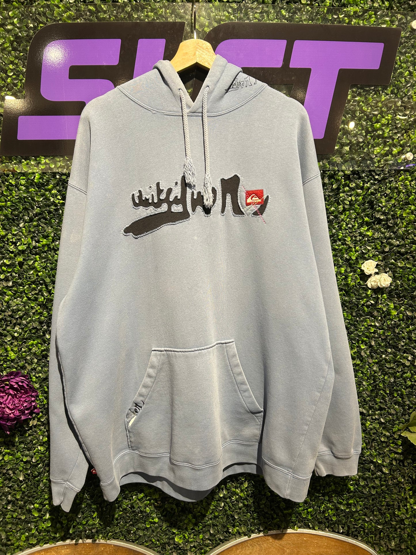 00s Quiksilver Hoodie. Size XL
