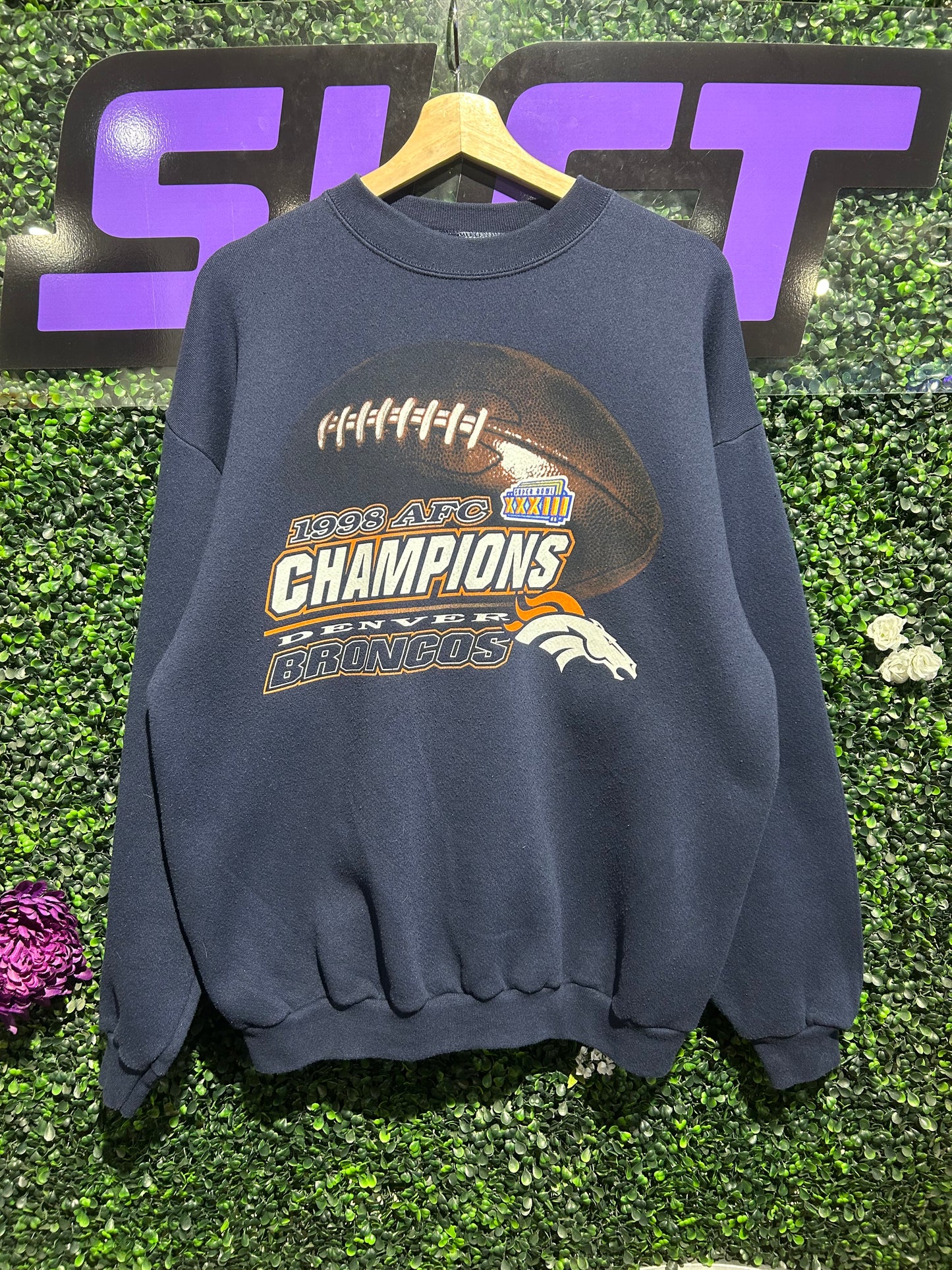 1998 Denver Broncos AFC Champions Crewneck. Size Large