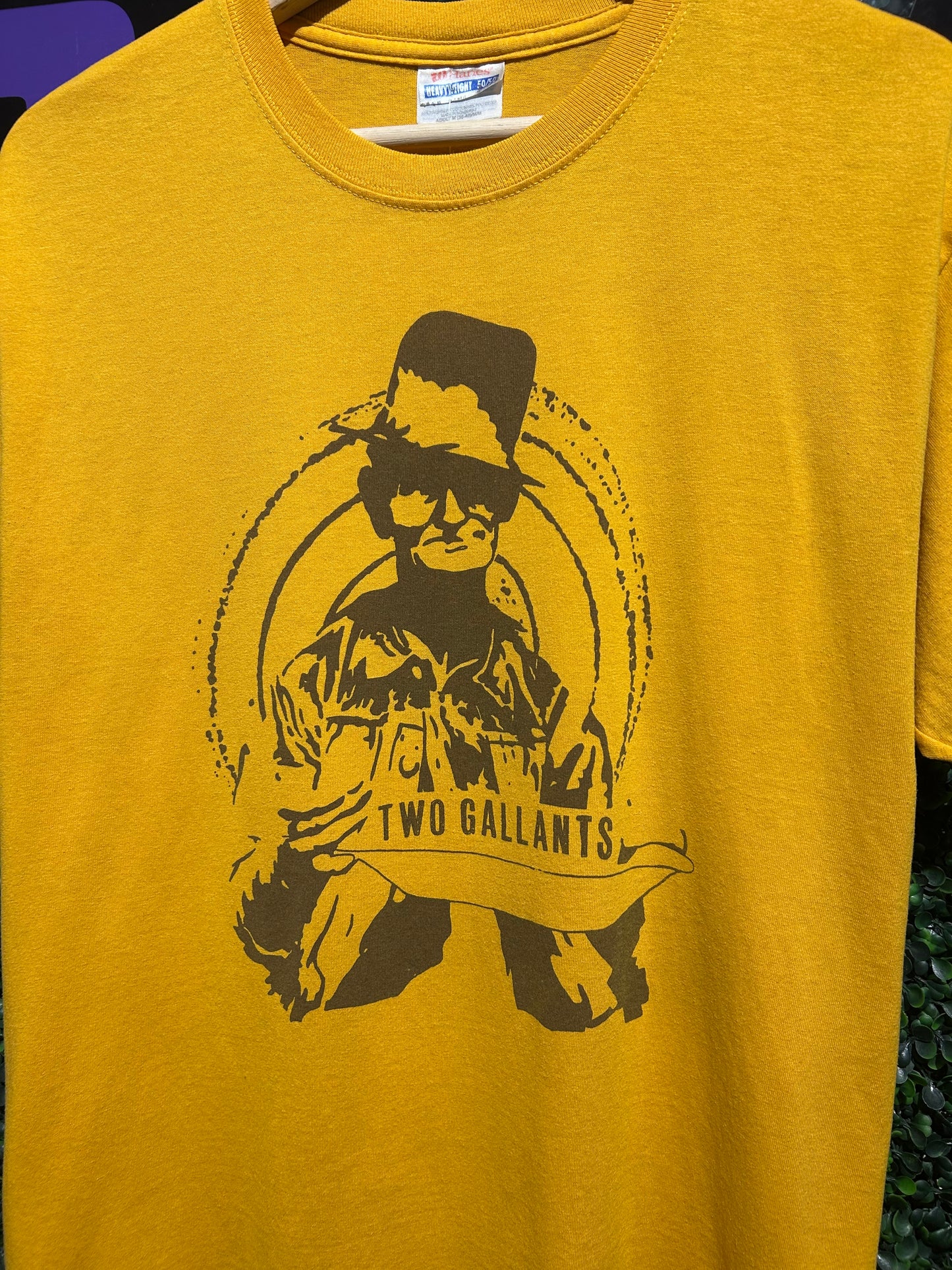 Vintage Two Gallants T-Shirt. Size M/L