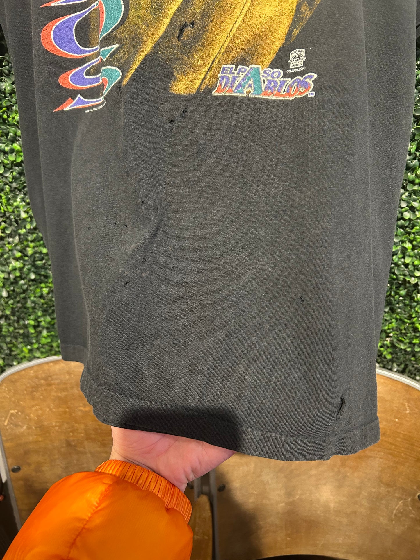 2000 El Paso Diablos T-Shirt. Size XL