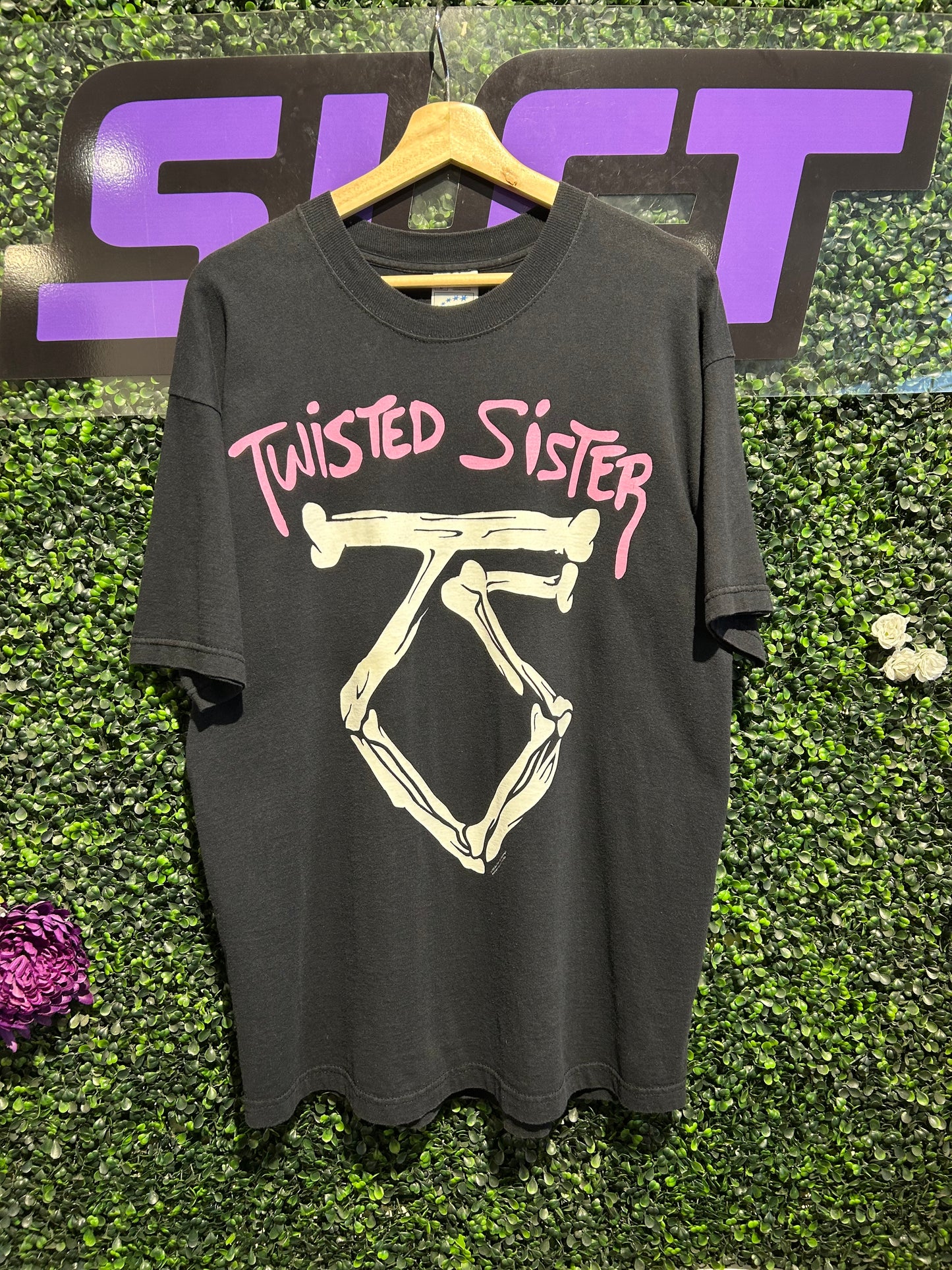 2000 Twisted Sister “We’re Not Gonna Take It” Euro Tour T-Shirt. Size L/XL
