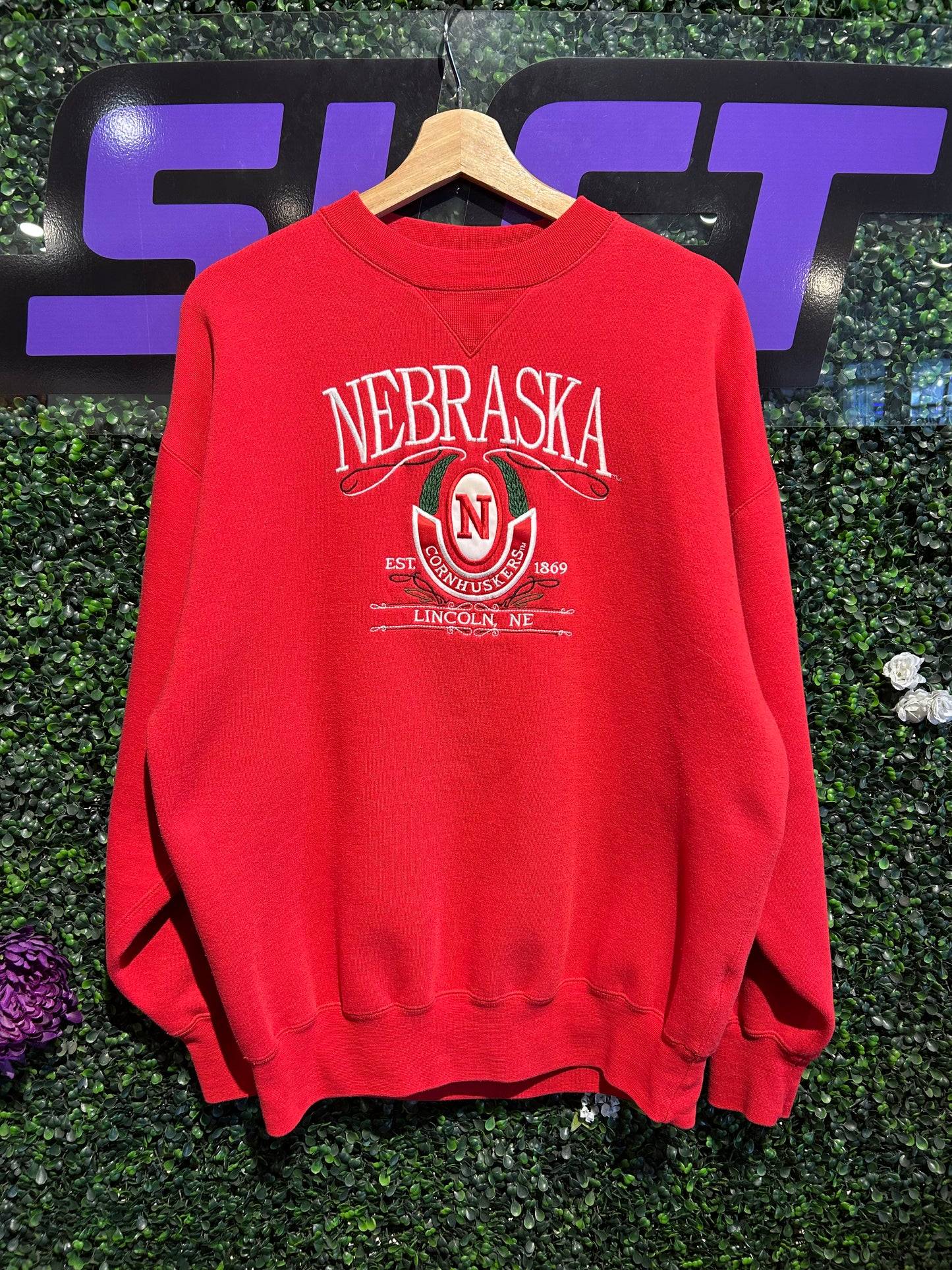 90s Nebraska Huskers Embroidered Crewneck. Size Large