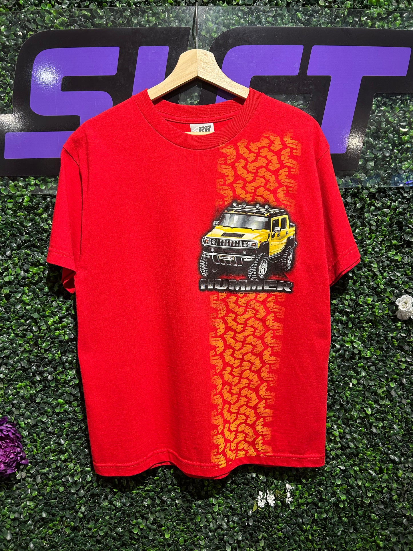 Vintage Hummer T-Shirt. Size Medium