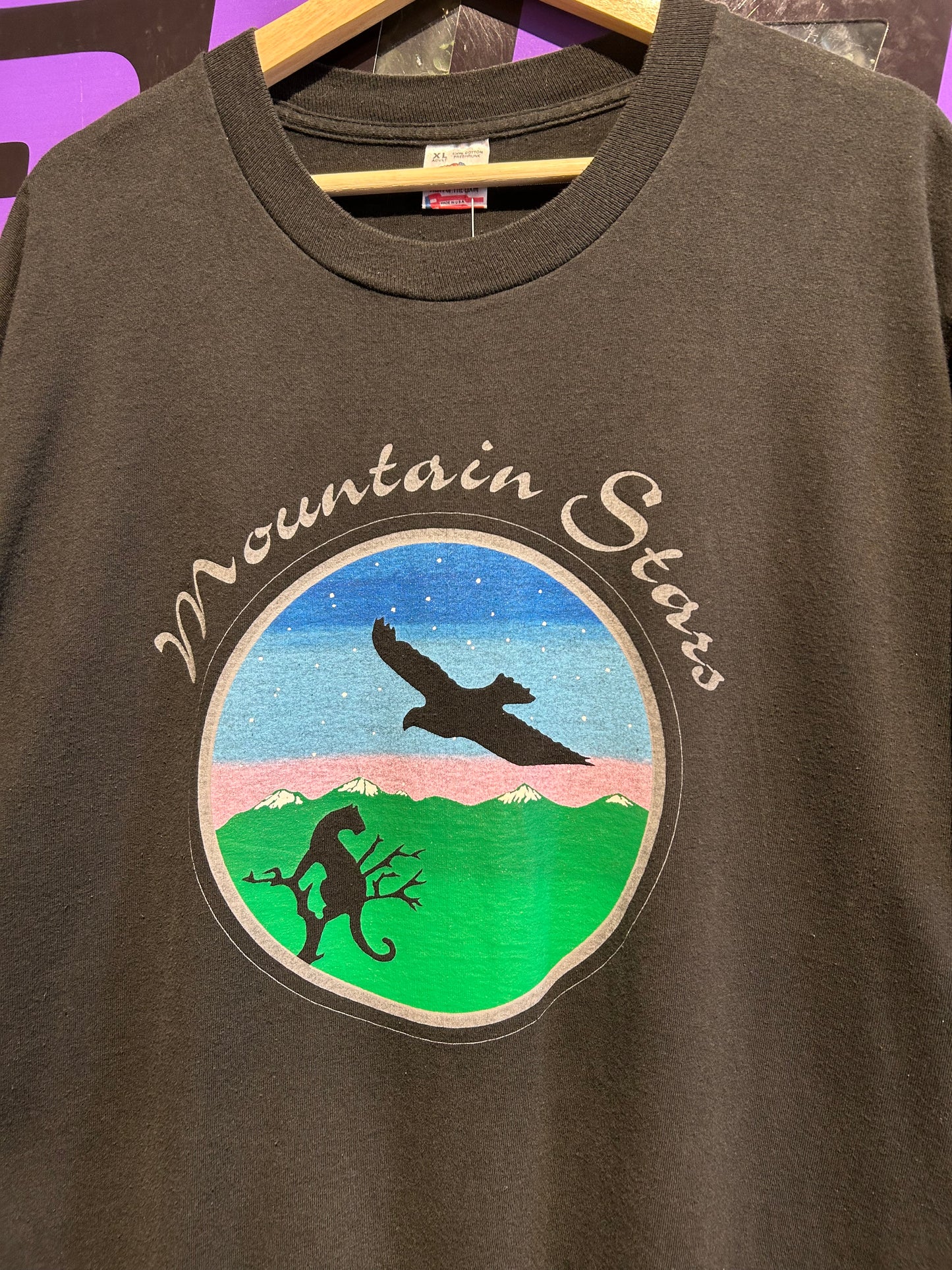 90s Mountain Stars T-Shirt. Size XL