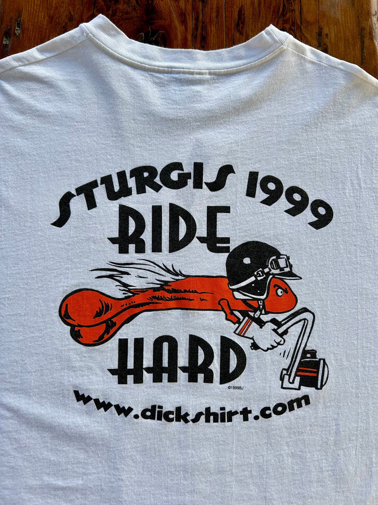 1999 Sturgis Ride Hard Edition Biker T-Shirt. Size XL
