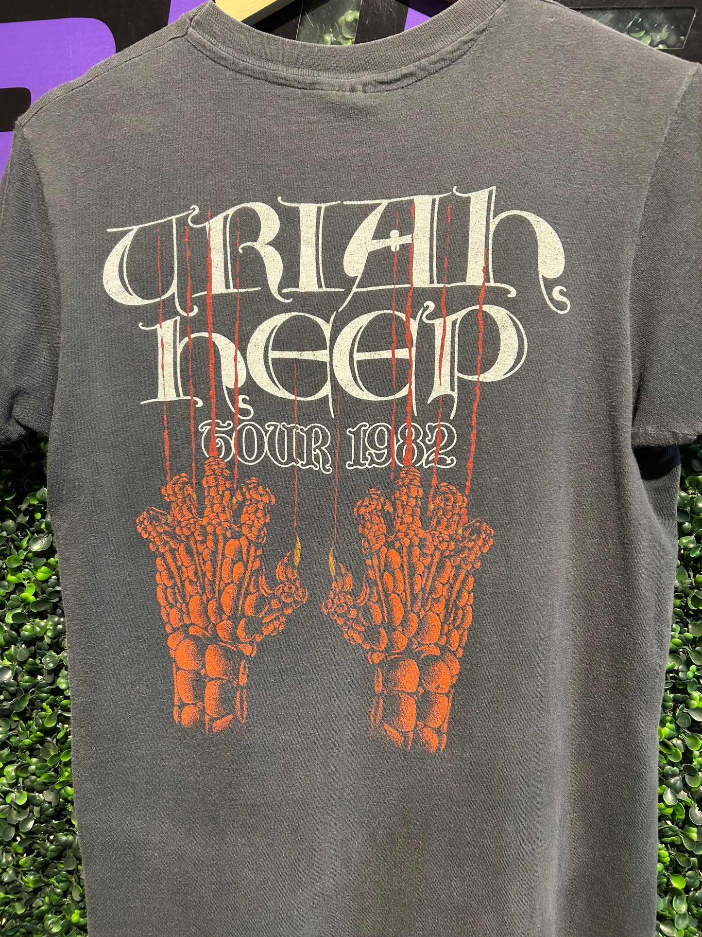 1982 Uriah Heep Abominog Tour T-Shirt. Size S/M