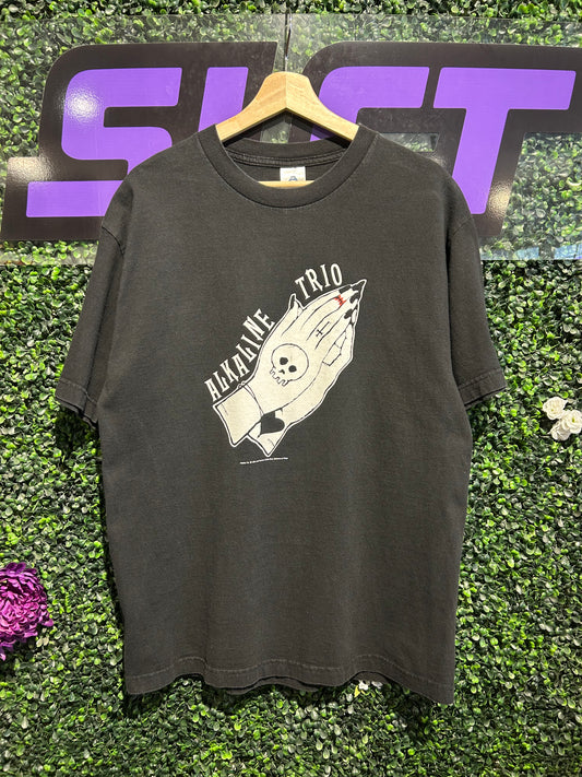 2005 Alkaline Trio T-Shirt. Size Large