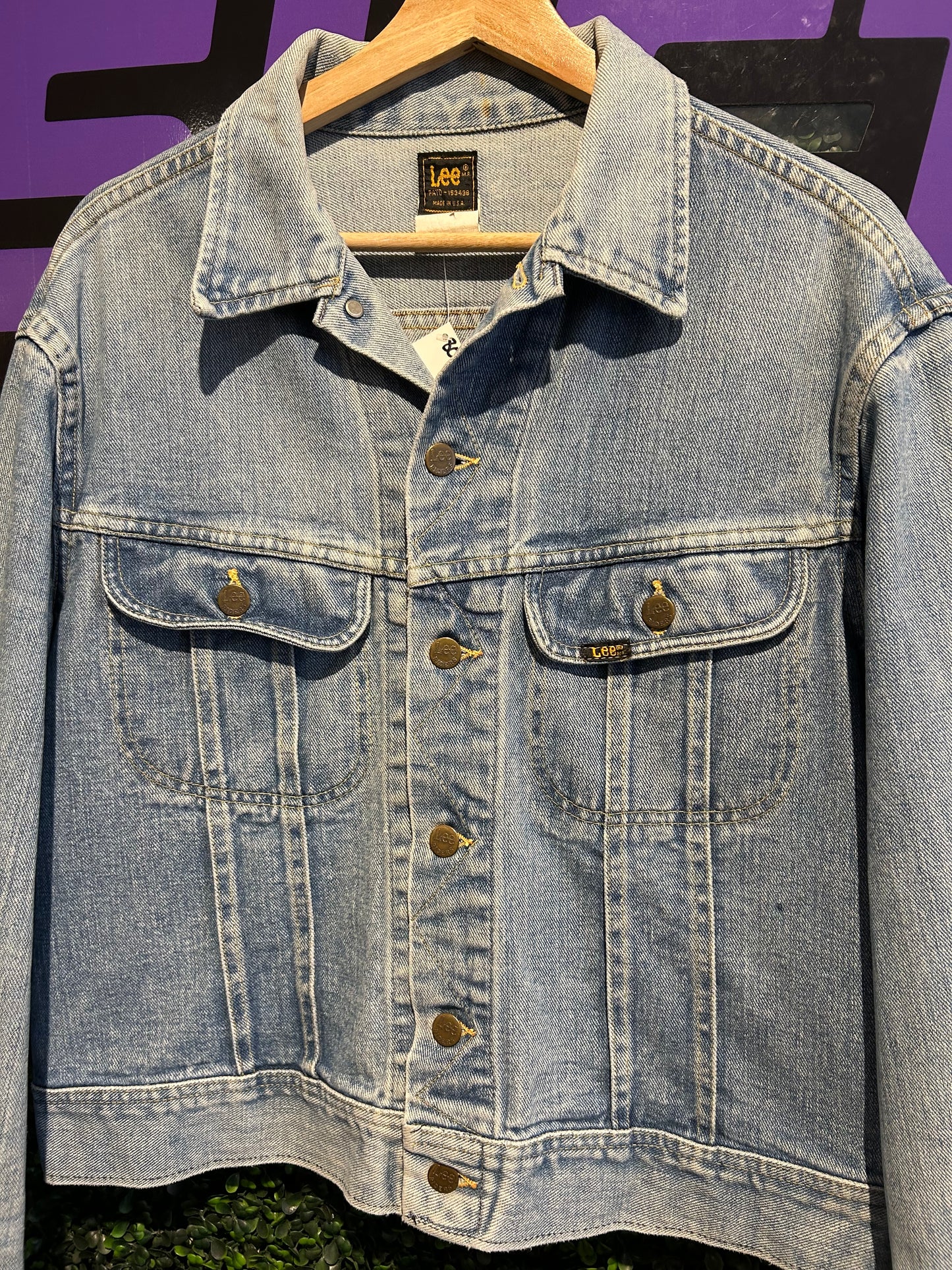 80s Lee Riders Denim Jacket. Size Medium