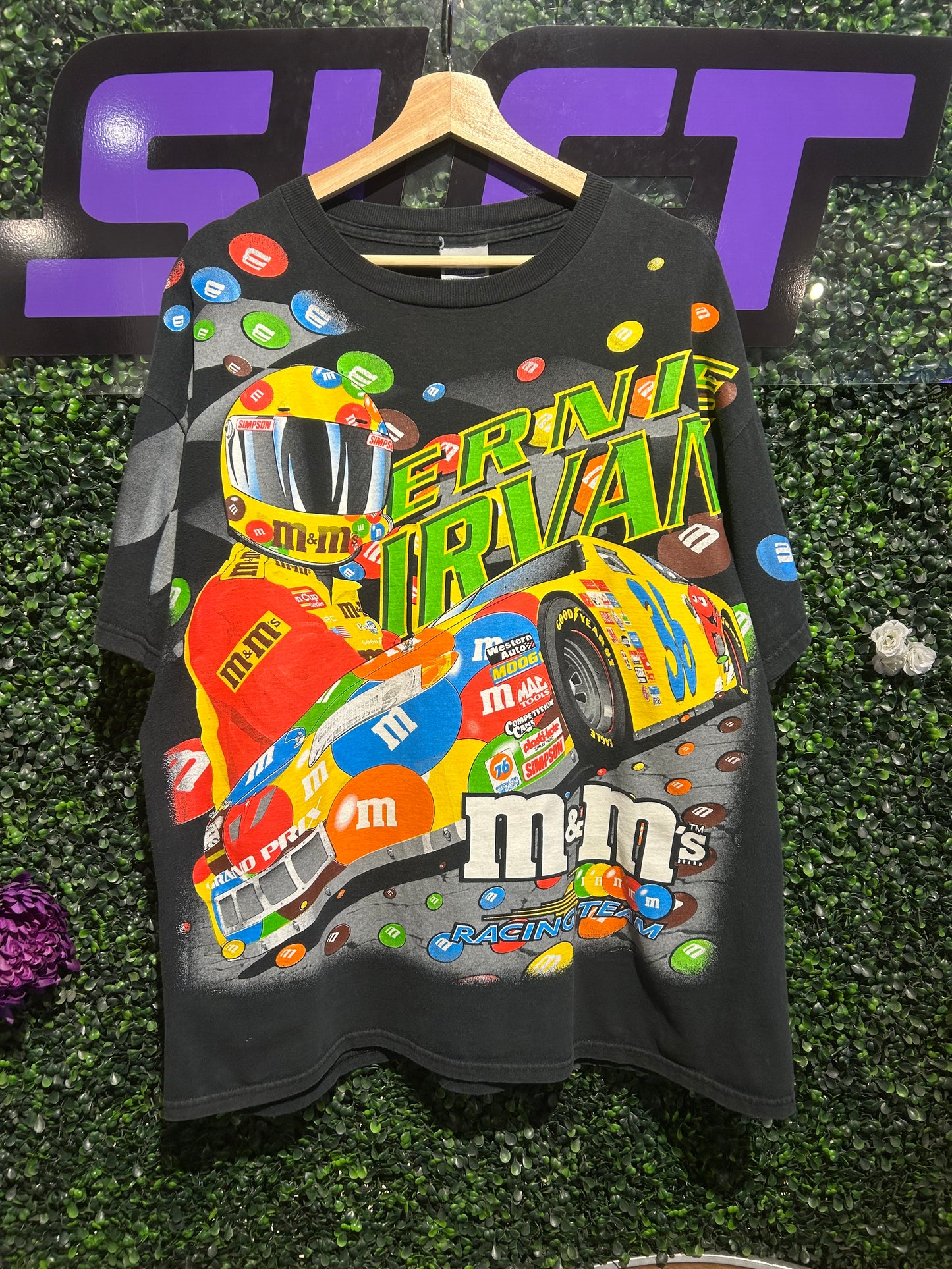 1999 NASCAR M&M Racing Ernie Irvan AOP T-Shirt. Size XL